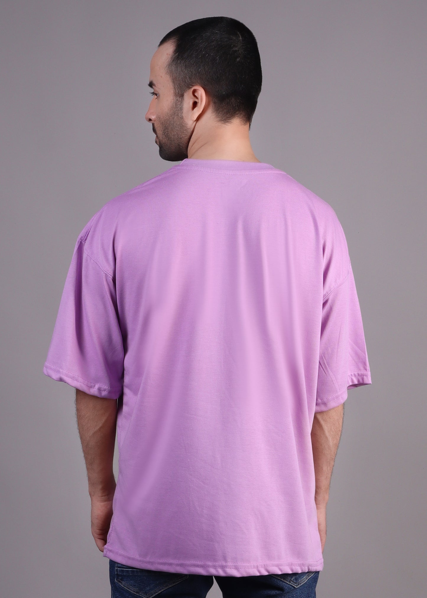 BASIC OVERSIZED T-SHIRT