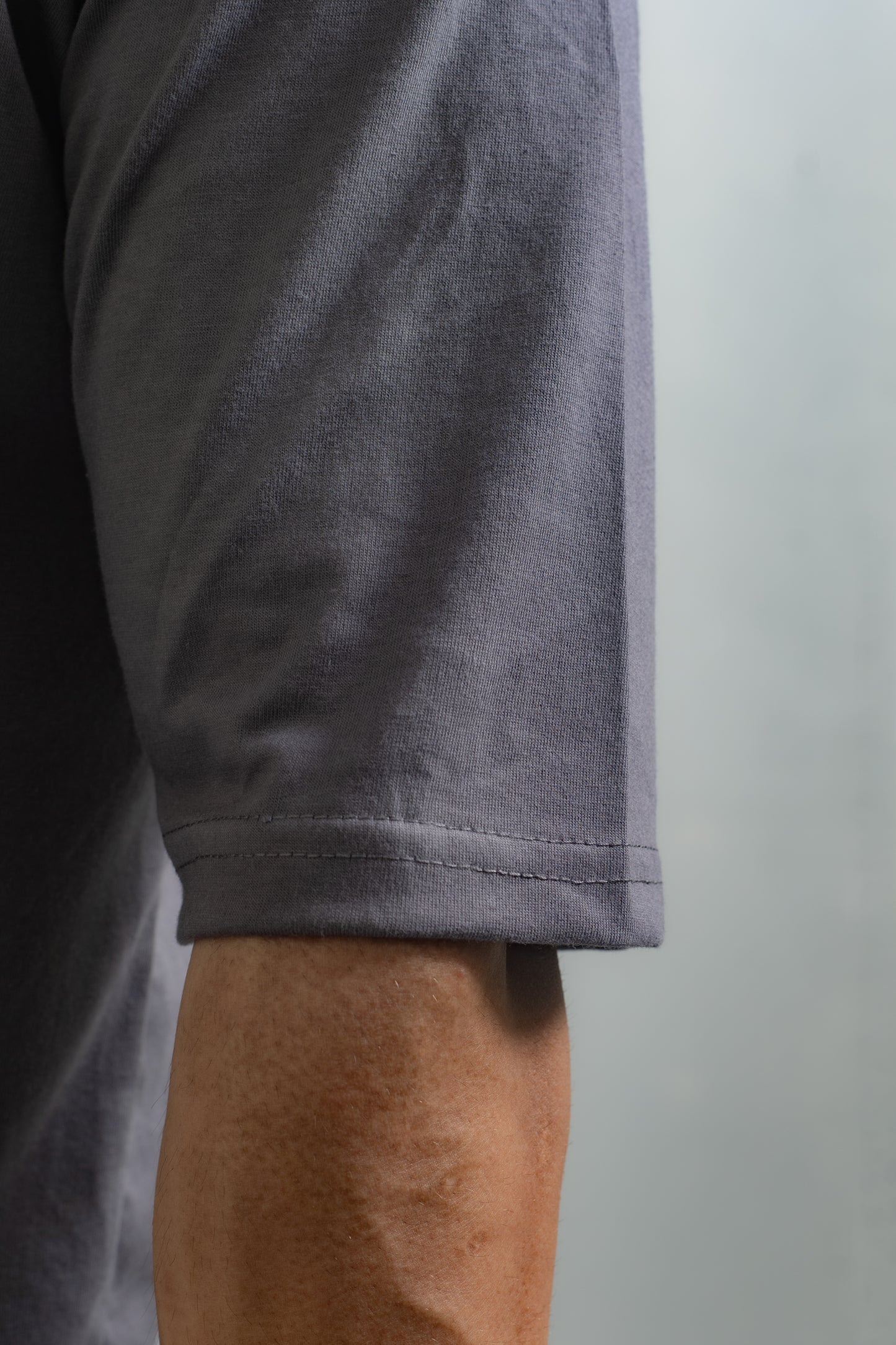 BASIC OVERSIZED T-SHIRT