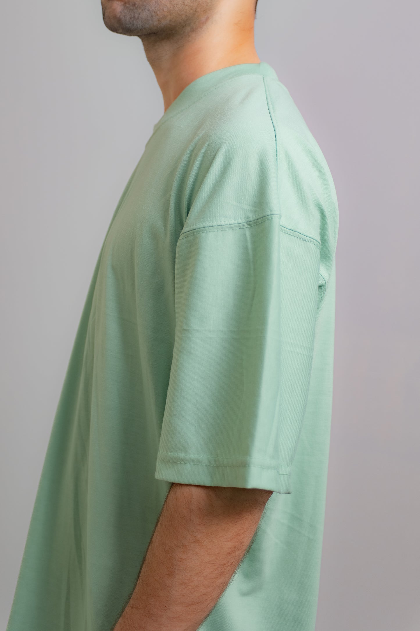 BASIC OVERSIZED T-SHIRT
