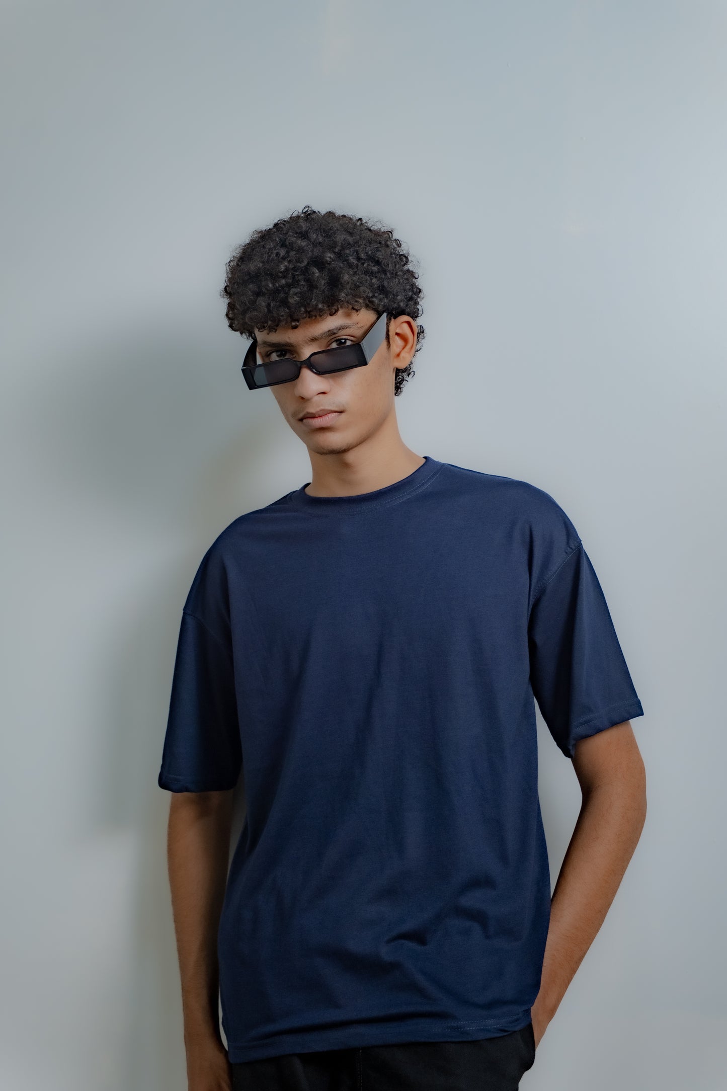 BASIC OVERSIZED T-SHIRT