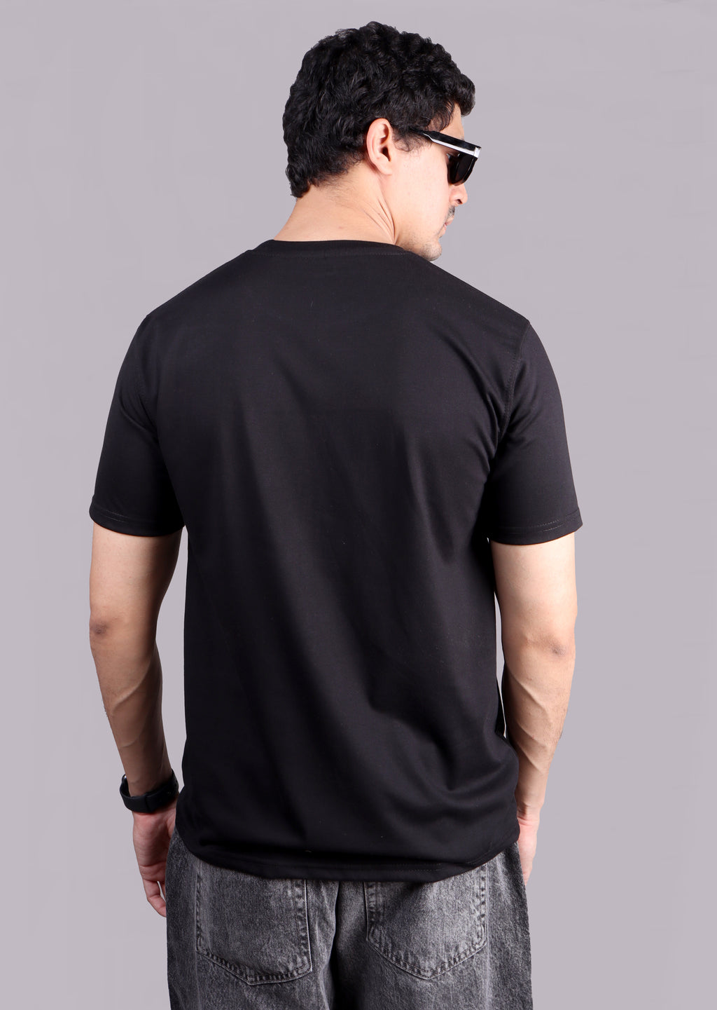 BASIC REGULAR FIT T-SHIRT