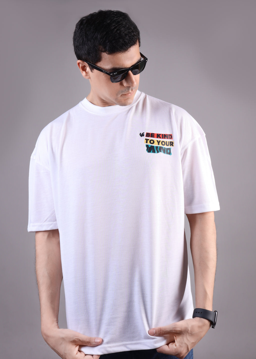 GRAPHIC OVERSIZED T-SHIRT (Be Kind)