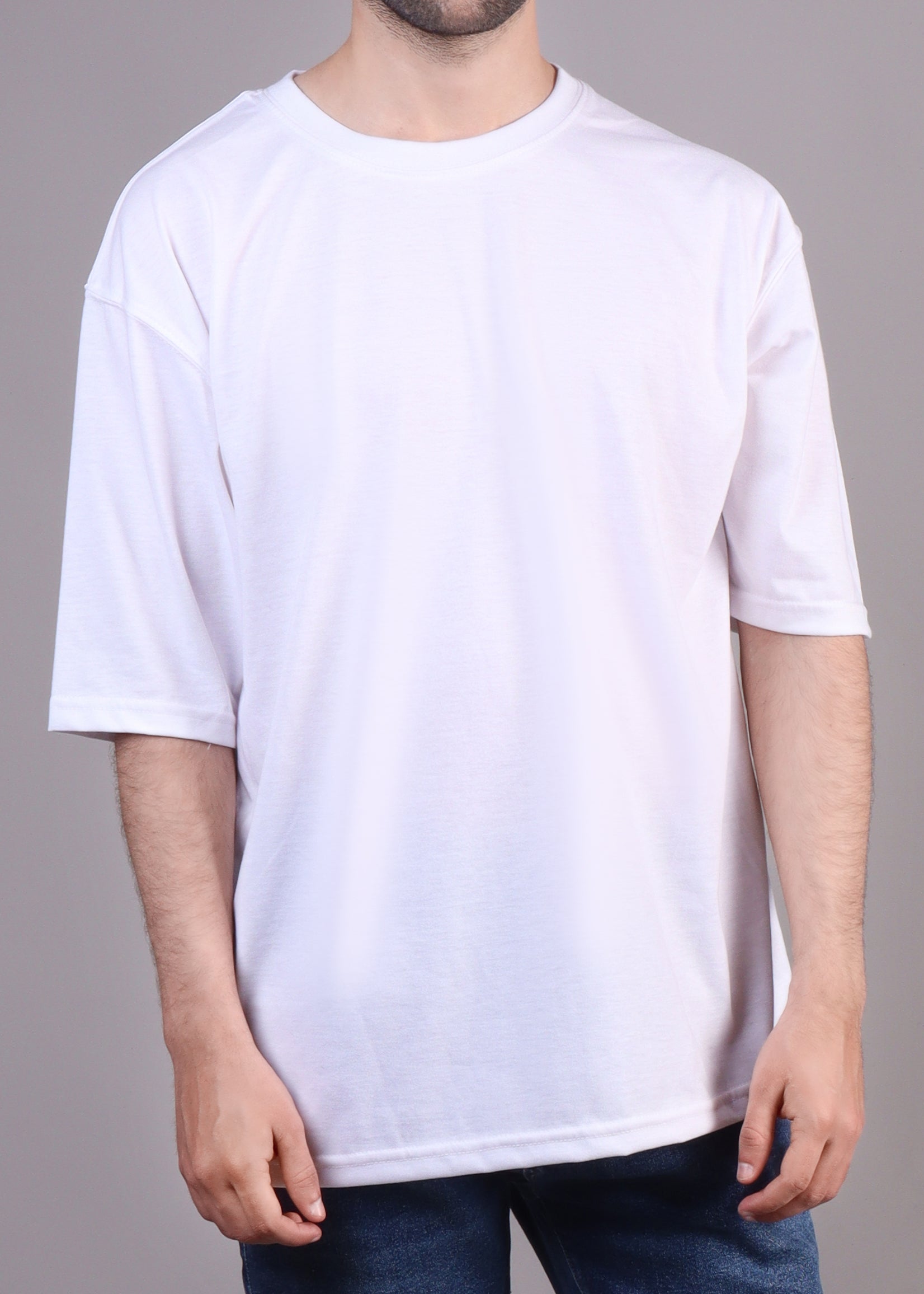 BASIC OVERSIZED T-SHIRT
