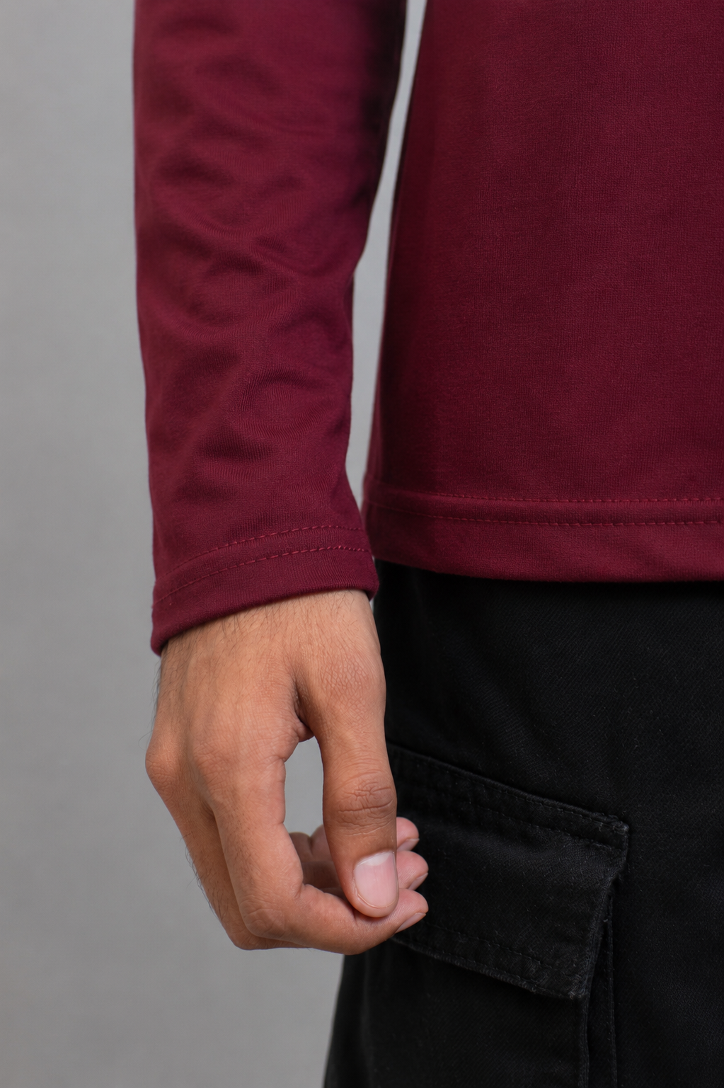BASIC FULL SLEEVES T-SHIRT