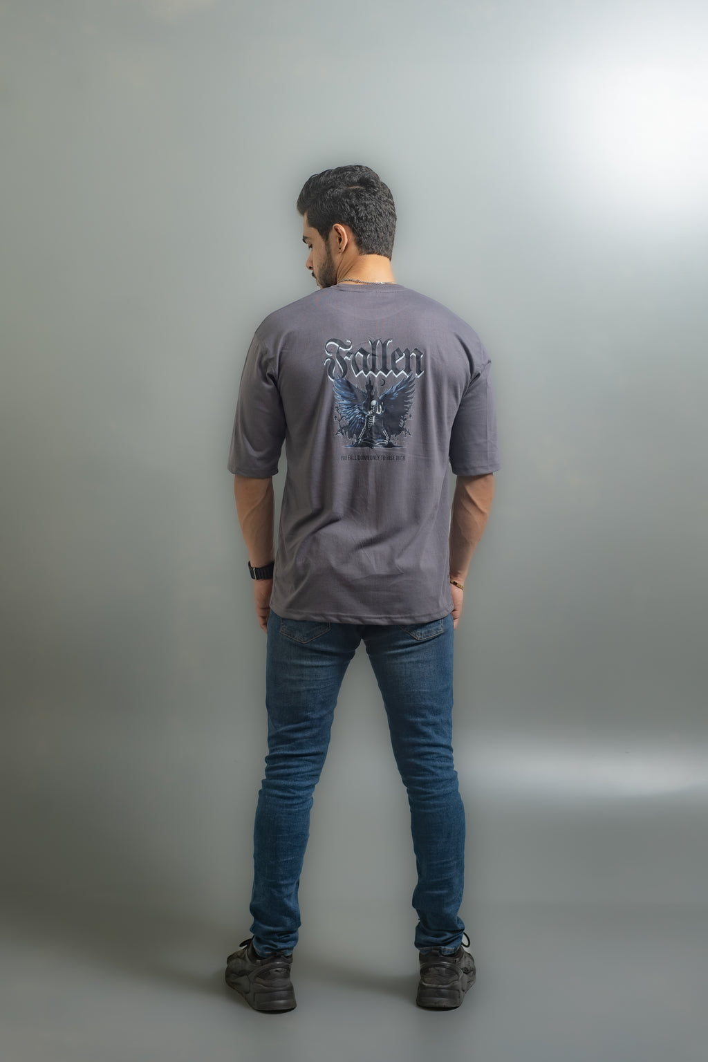 GRAPHIC OVERSIZED T-SHIRT (Fallen)