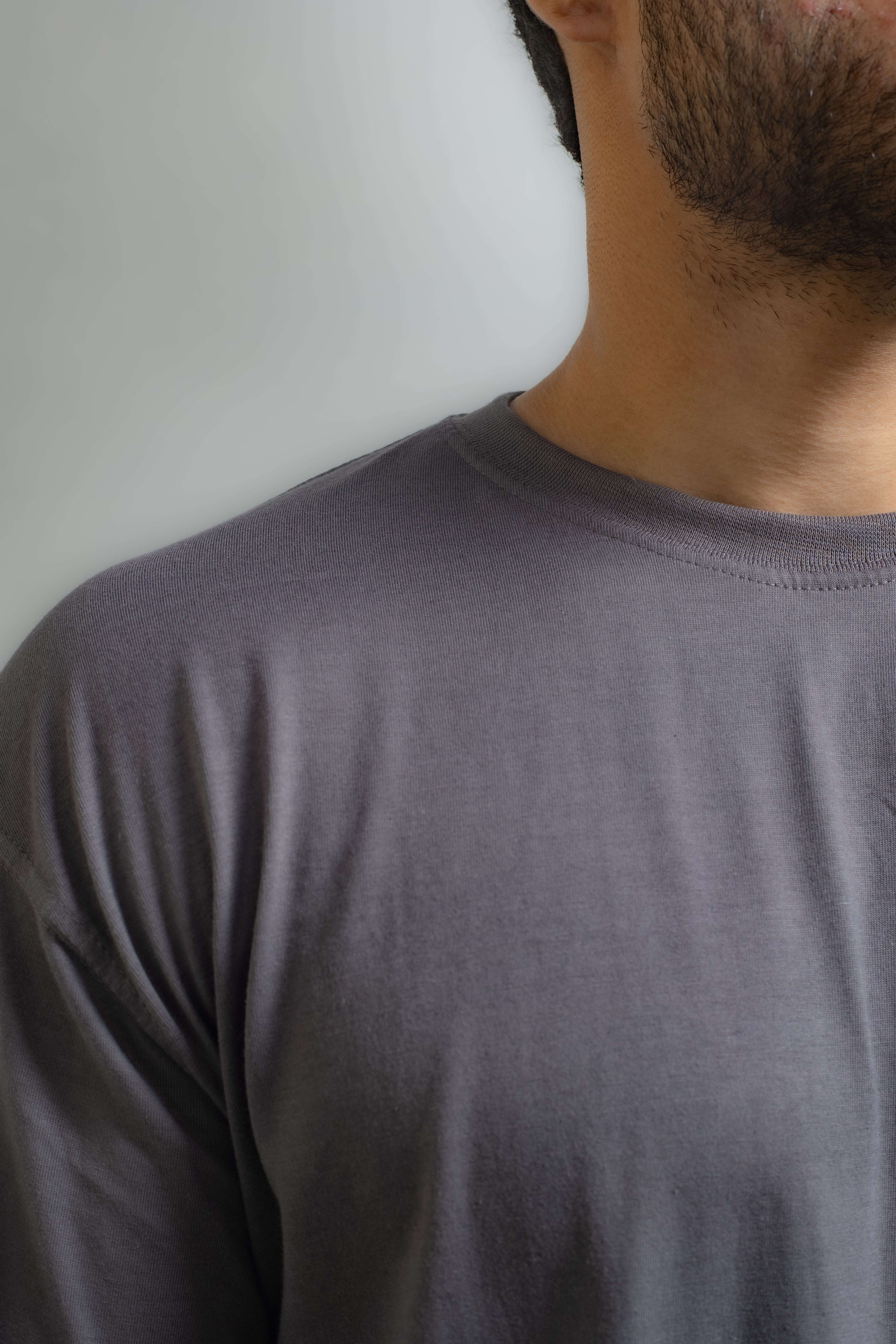 BASIC OVERSIZED T-SHIRT