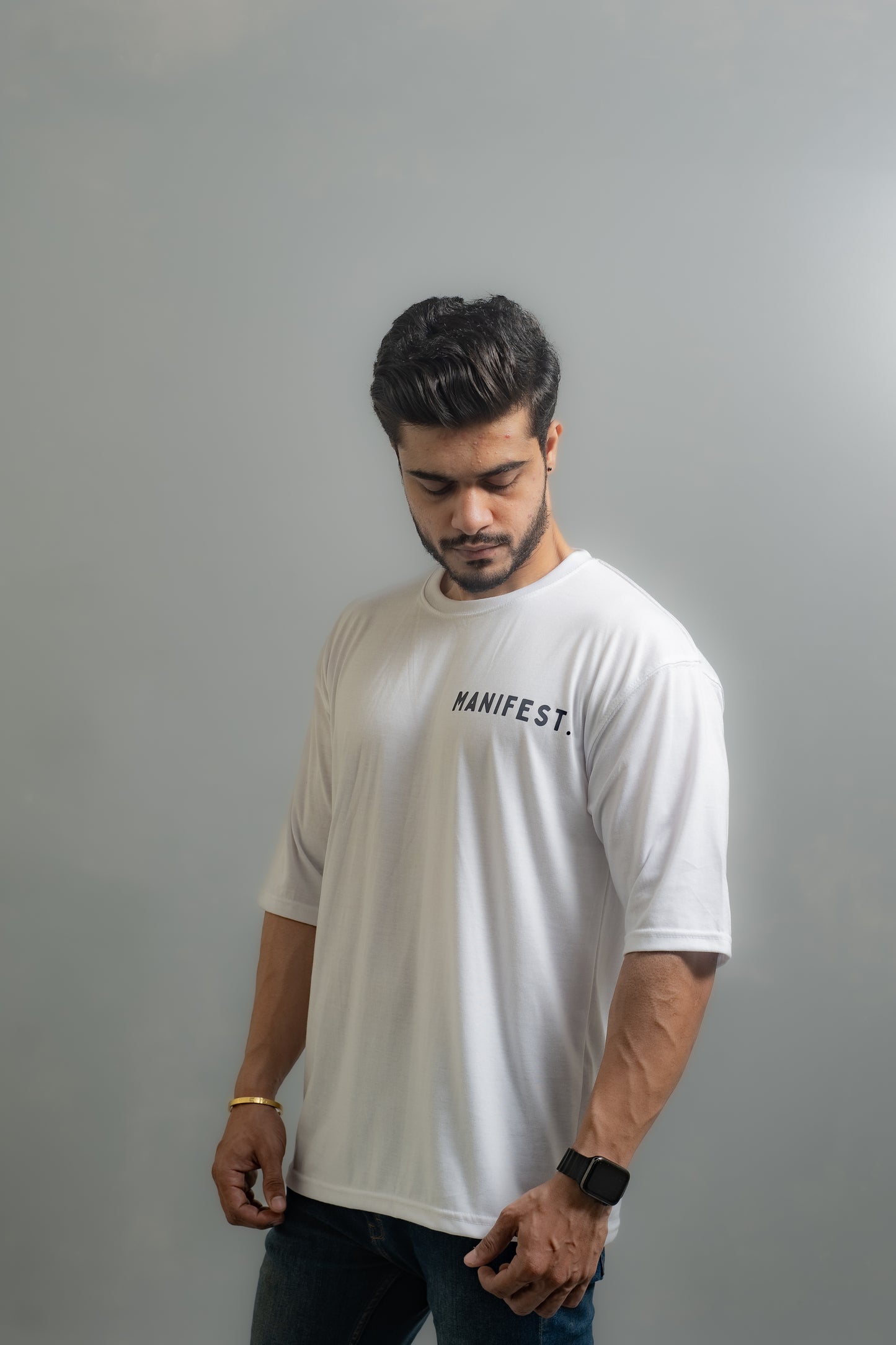 GRAPHIC OVERSIZED T-SHIRT