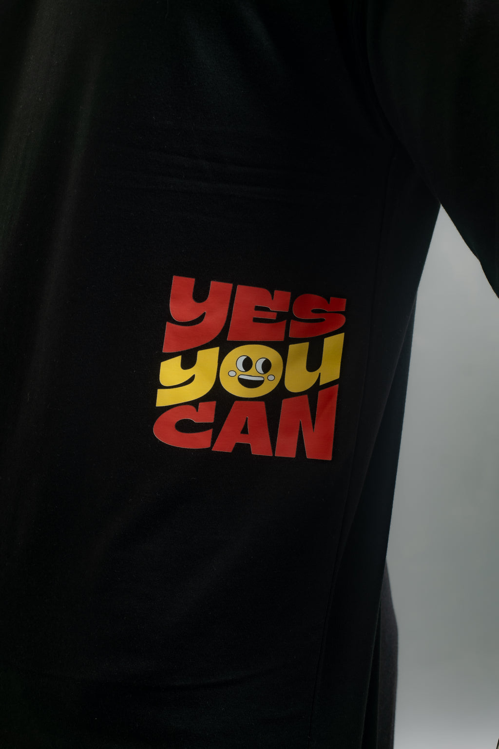 GRAPHIC OVERSIZED T-SHIRT (Yes You Can)