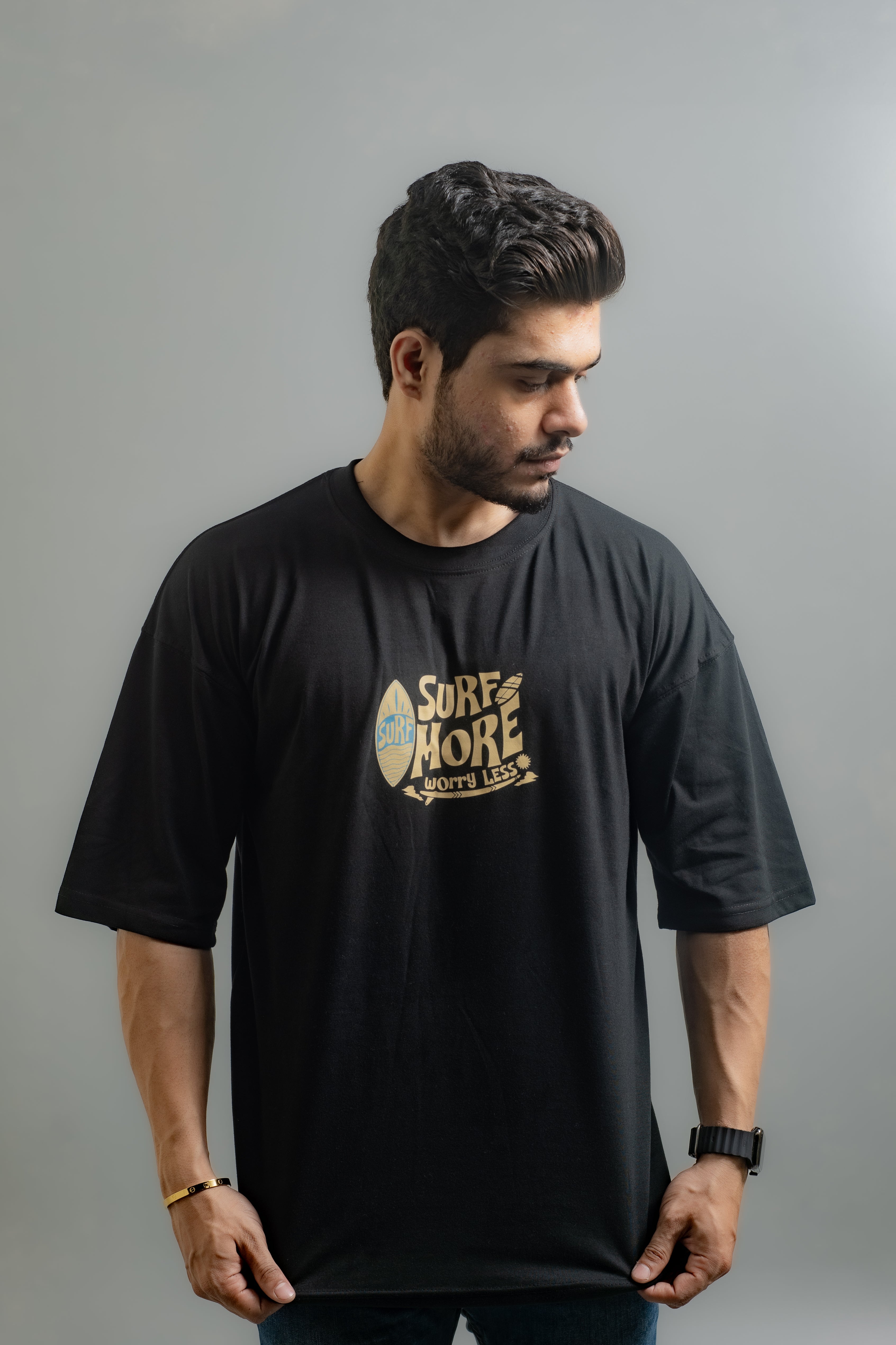 GRAPHIC OVERSIZED T-SHIRT