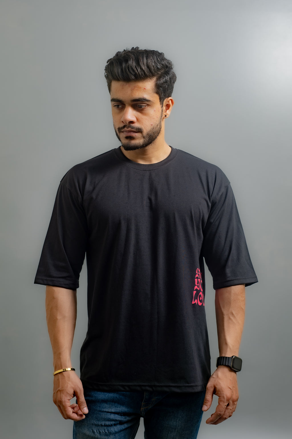 GRAPHIC OVERSIZED T-SHIRT (Show Your Love)
