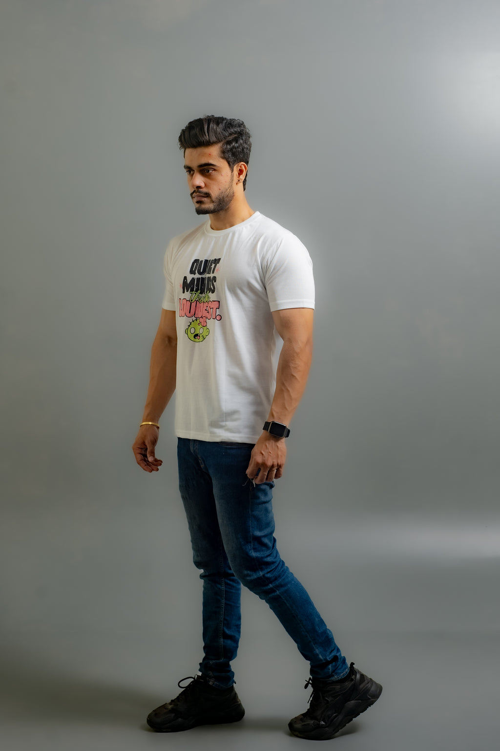 GRAPHIC REGULAR T-SHIRT (Quiet Minds)
