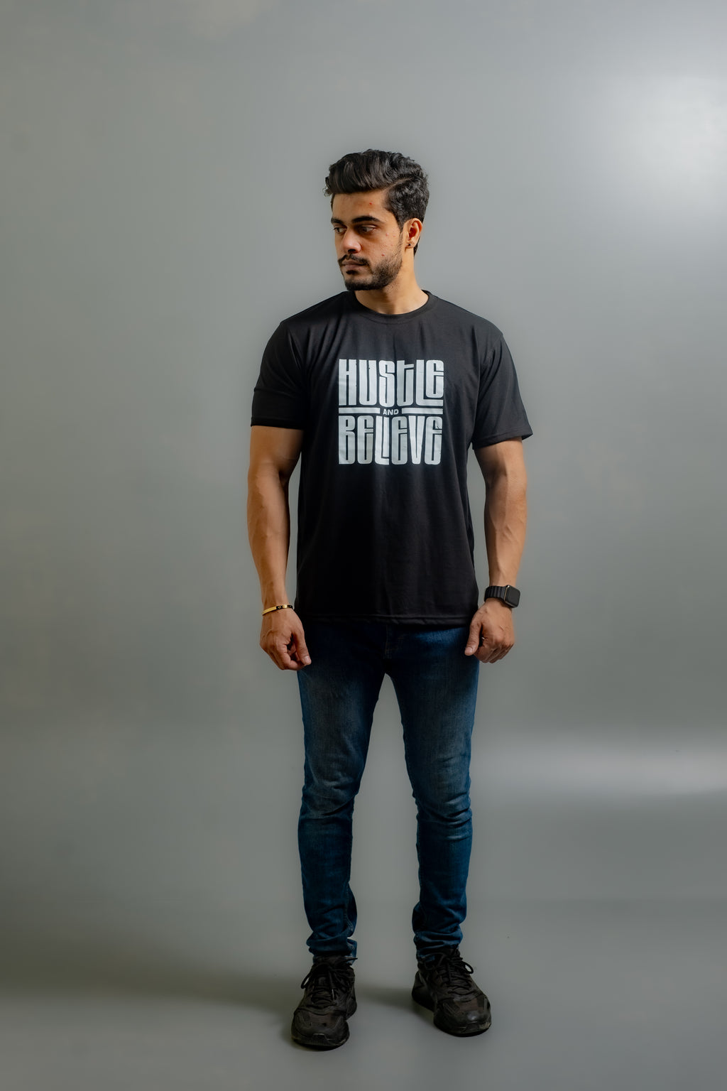 GRAPHIC REGULAR T-SHIRT (Hustle)