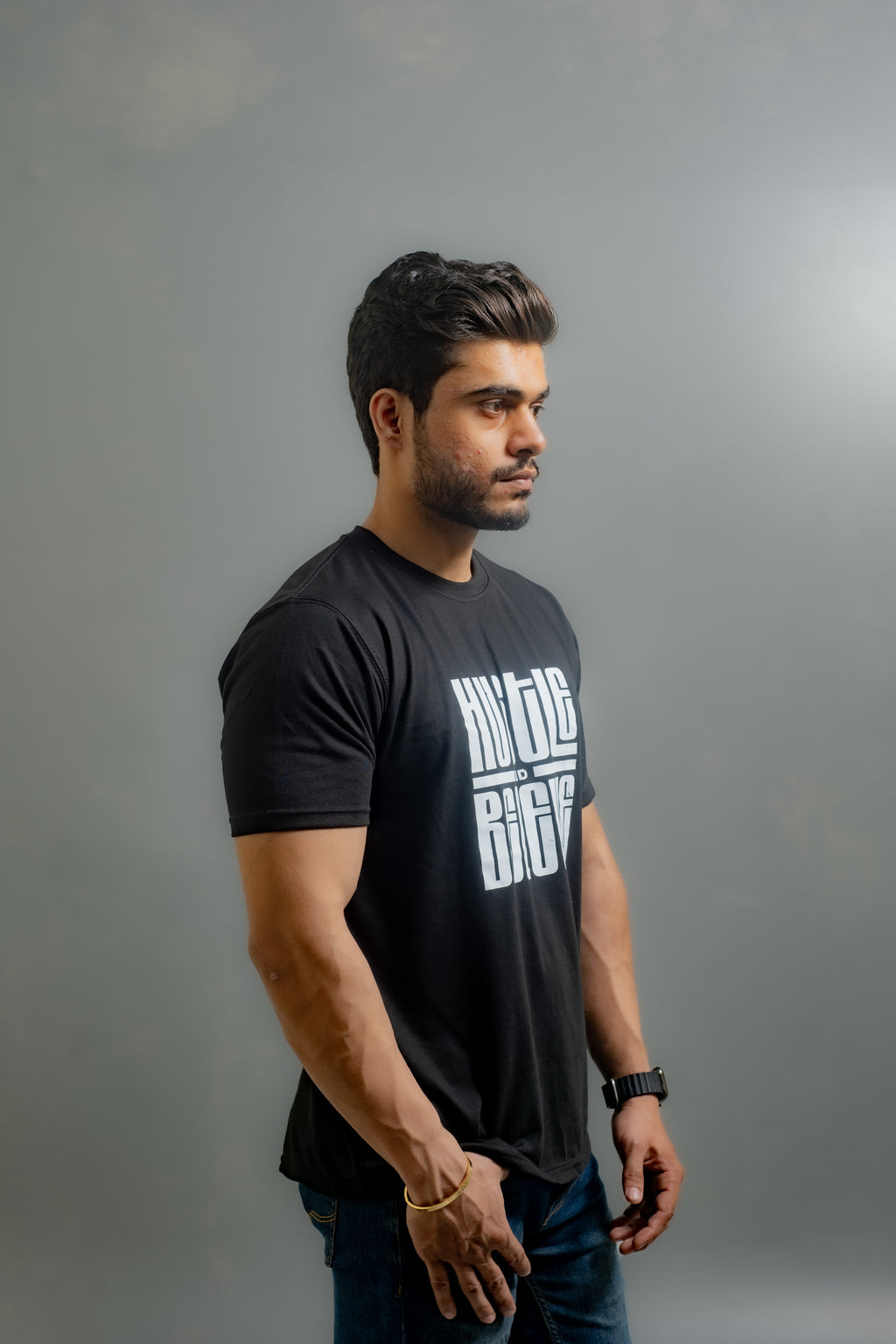GRAPHIC REGULAR T-SHIRT (Hustle)