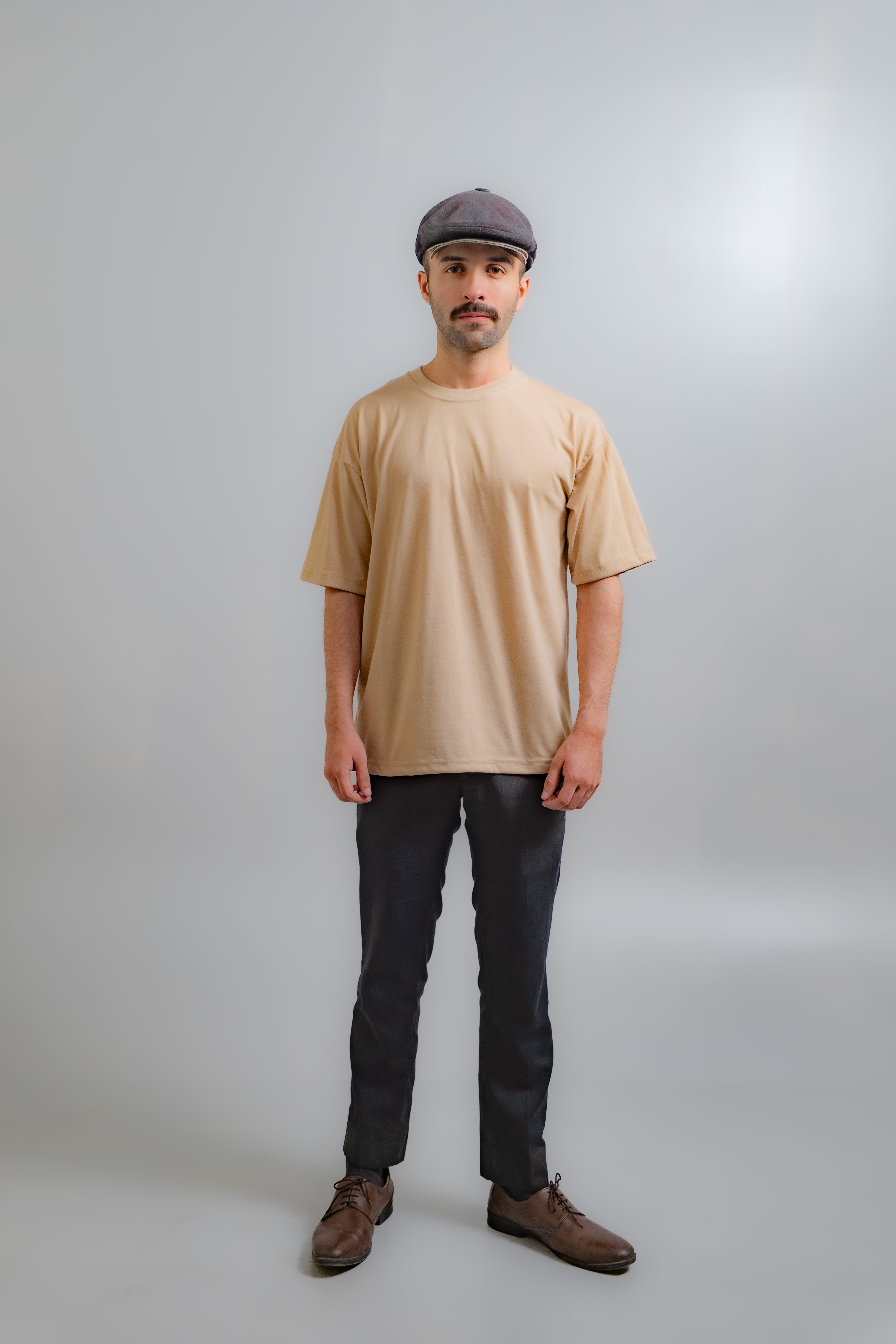 BASIC OVERSIZED T-SHIRT