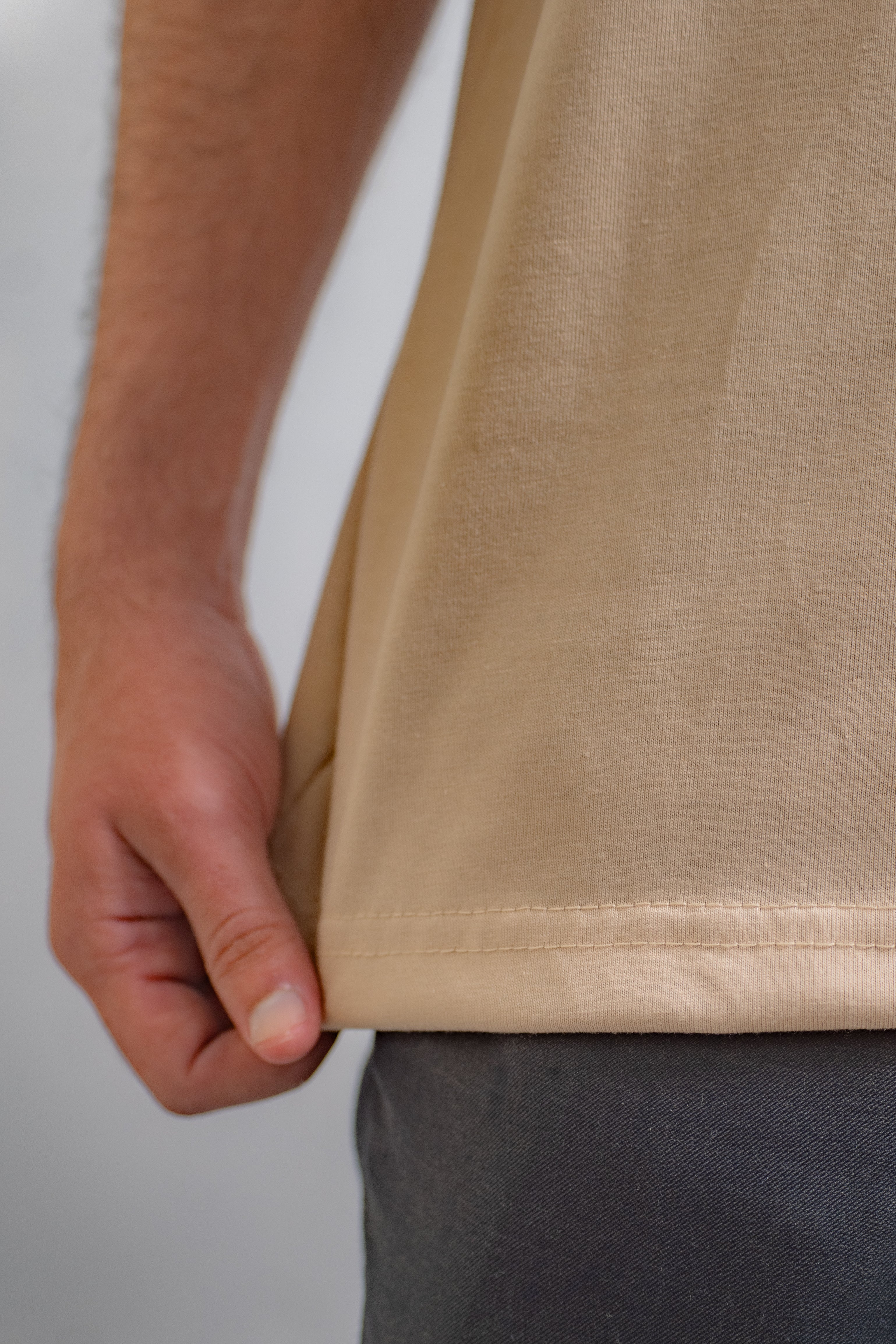 BASIC OVERSIZED T-SHIRT