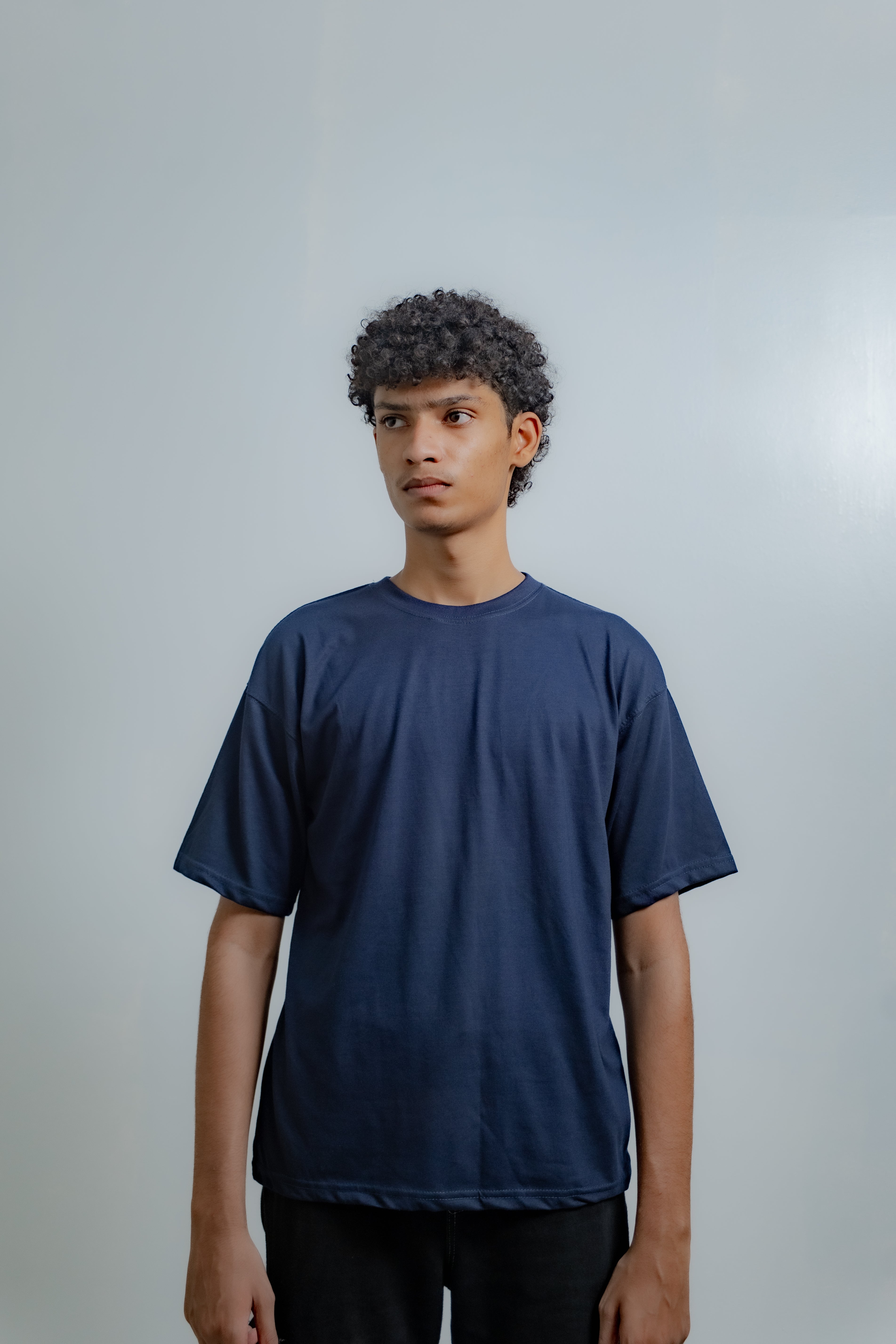 BASIC OVERSIZED T-SHIRT