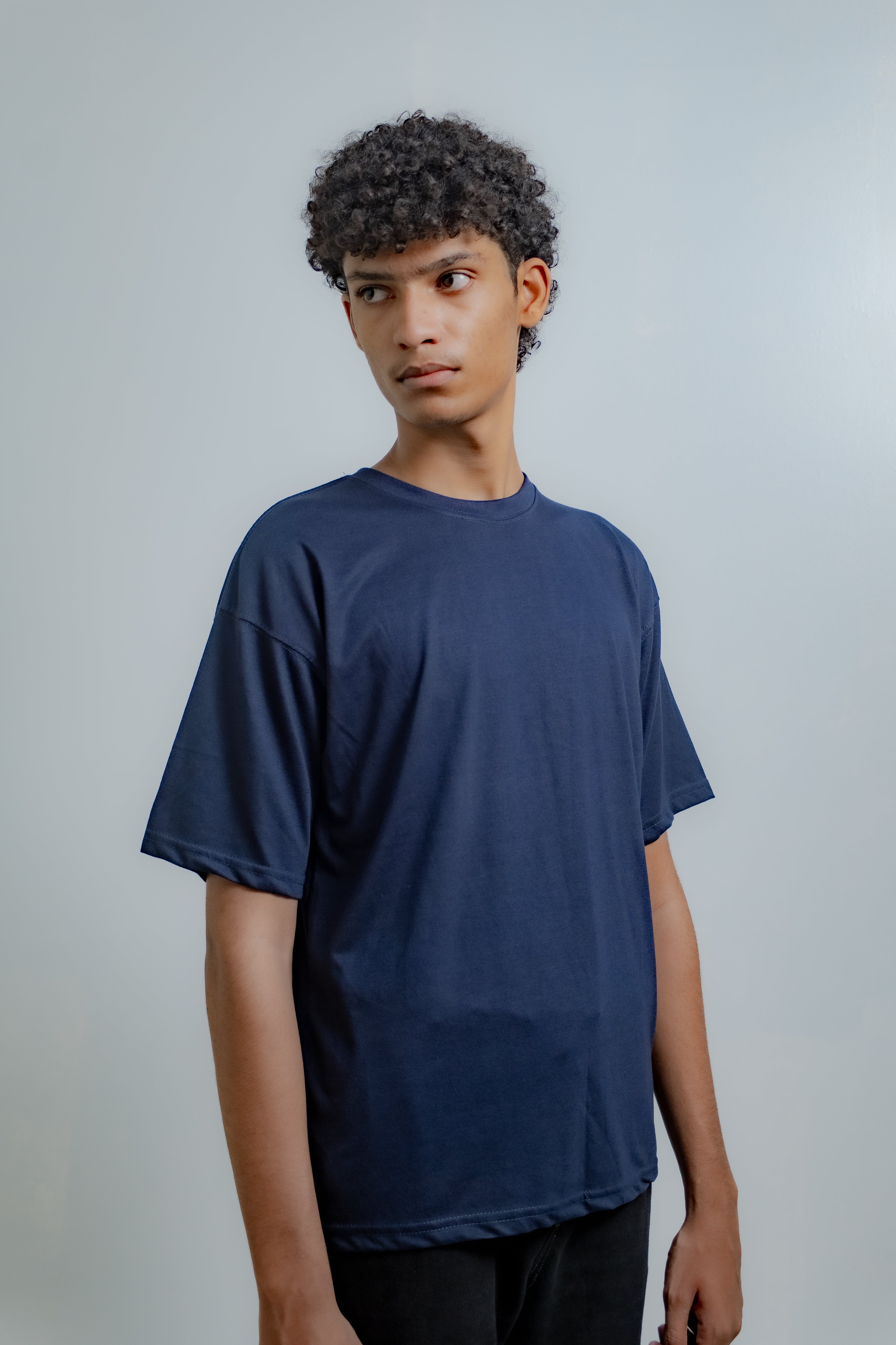 BASIC OVERSIZED T-SHIRT