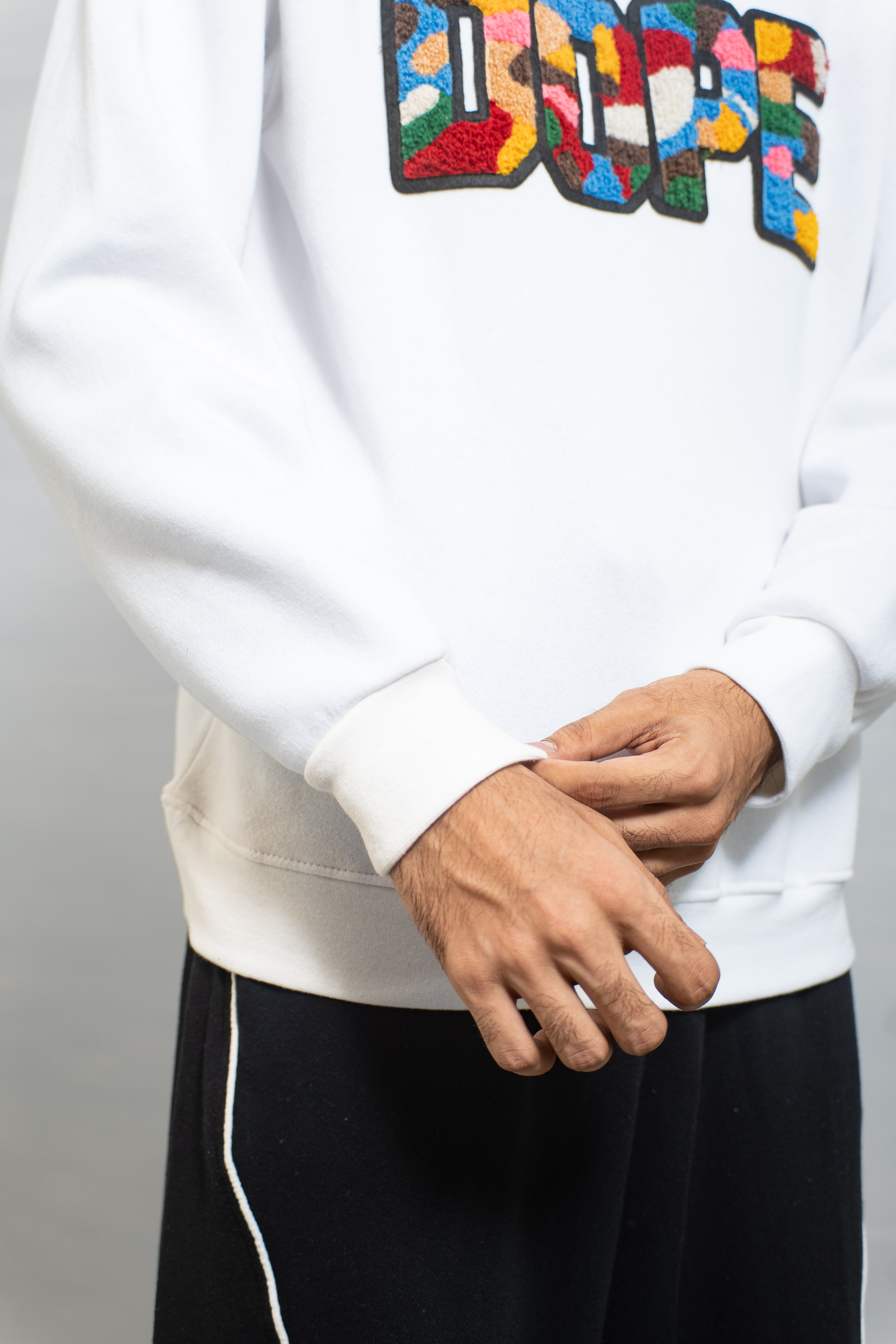 EMBROIDERED DOPE SWEATSHIRT