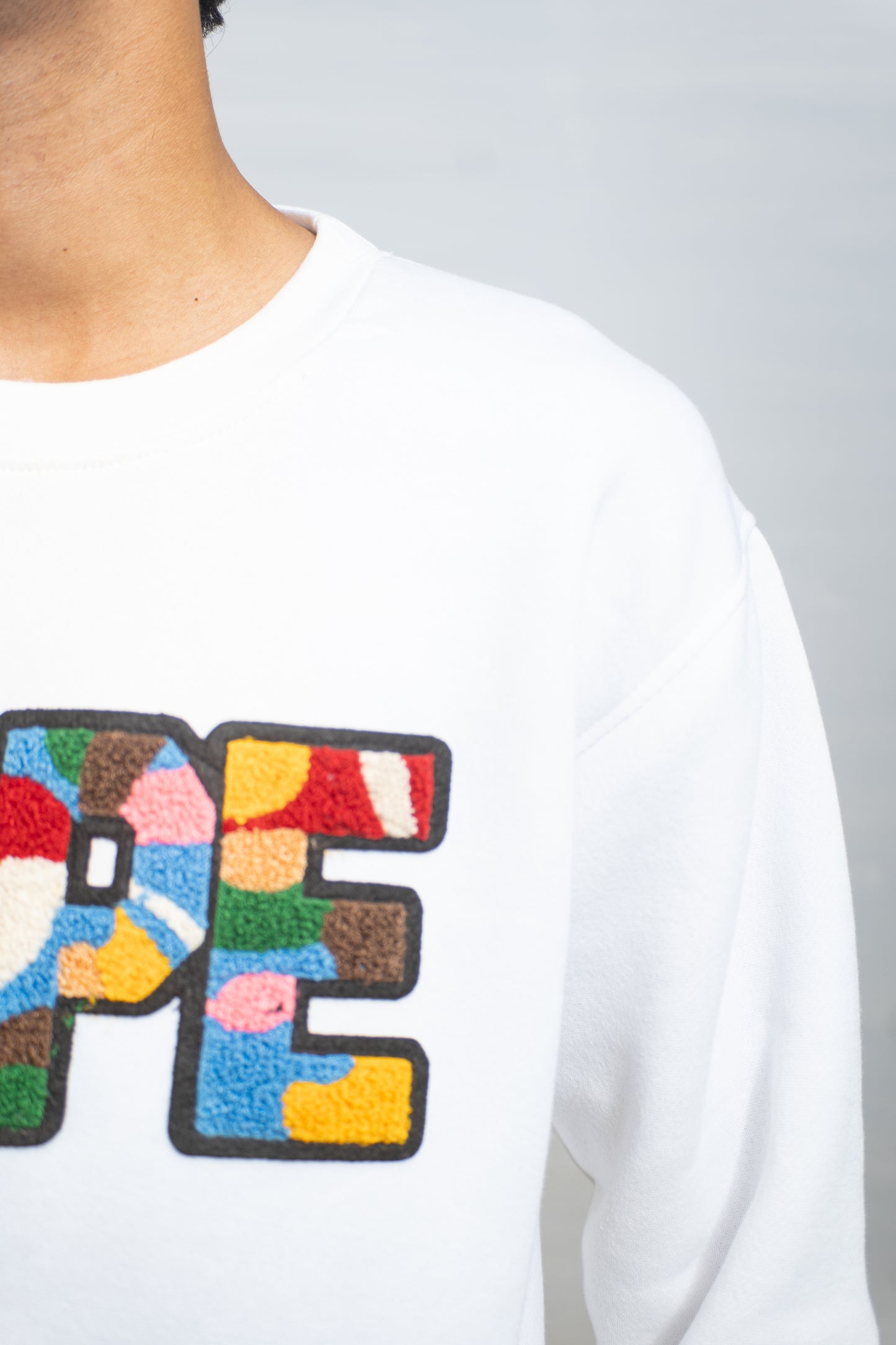 EMBROIDERED DOPE SWEATSHIRT