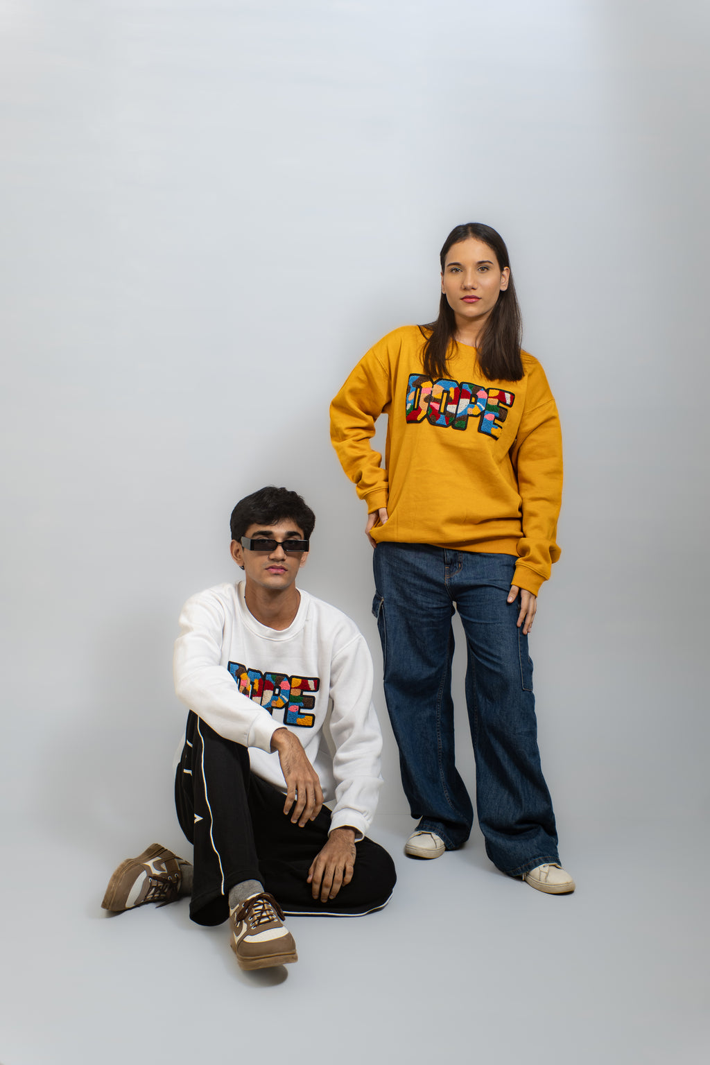 EMBROIDERED DOPE SWEATSHIRT