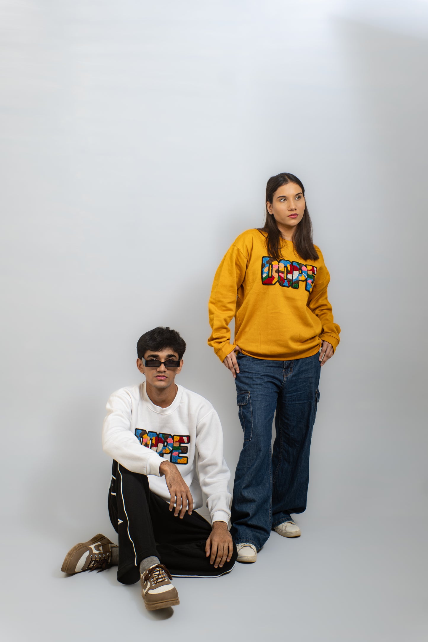 EMBROIDERED DOPE SWEATSHIRT