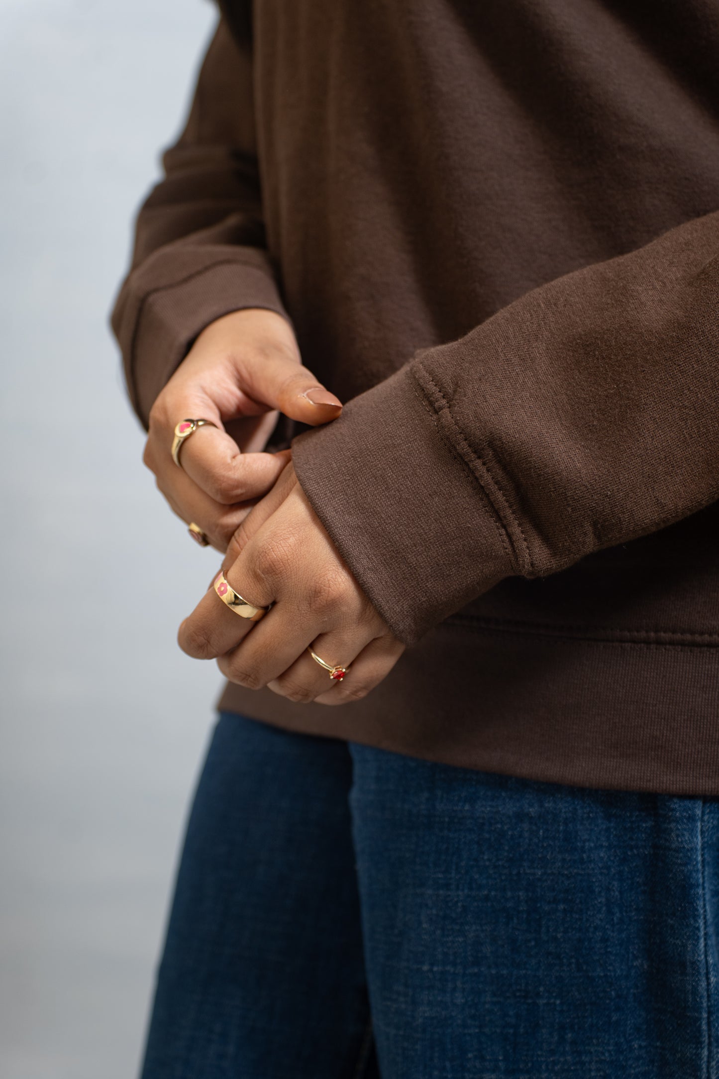 EMBROIDERED WHOOF SWEATSHIRT