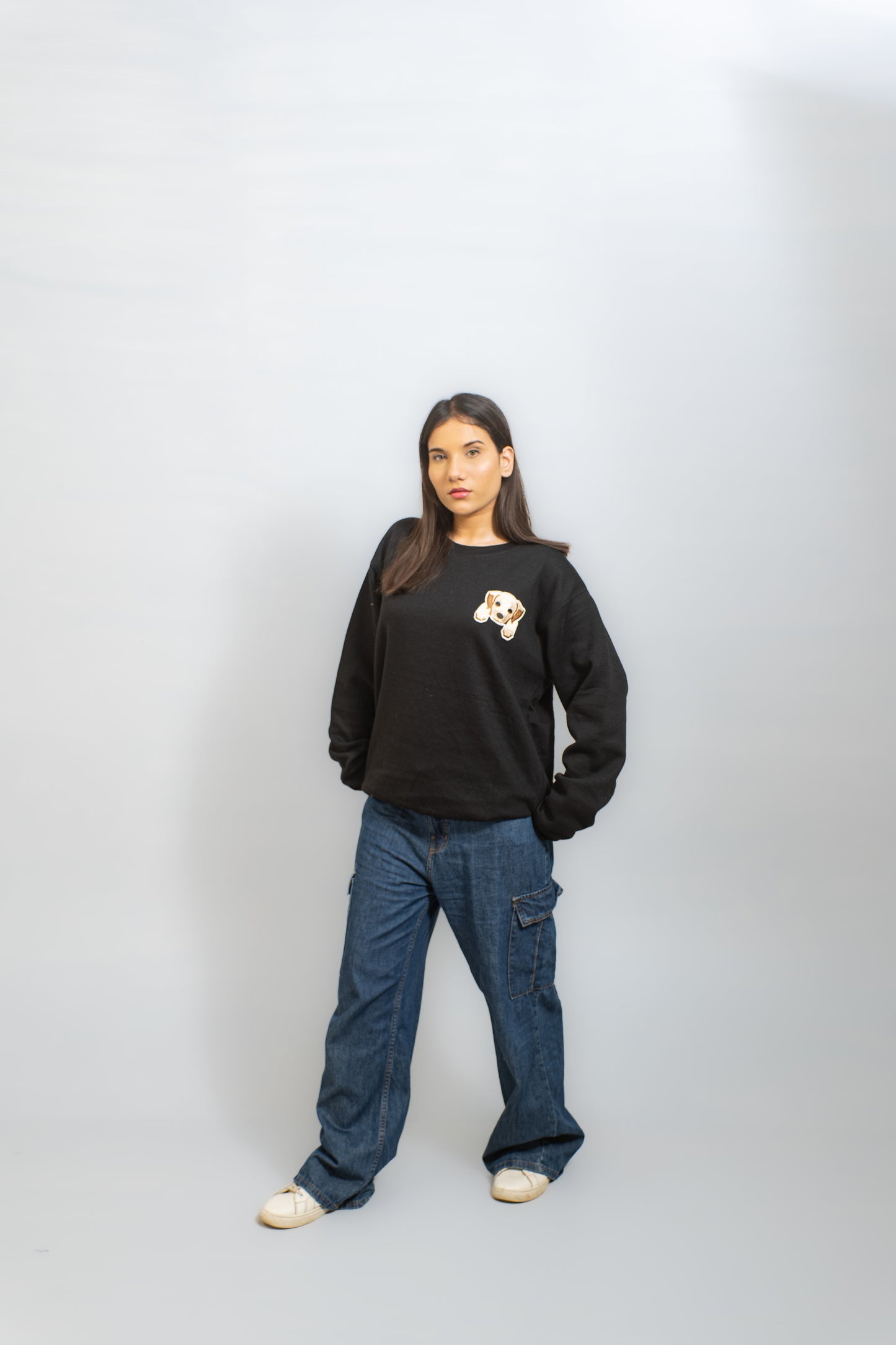 EMBROIDERED WHOOF SWEATSHIRT