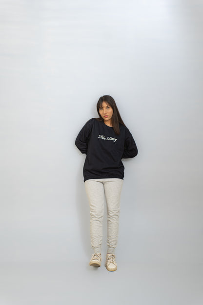 SIGNATURE SWEATSHIRT