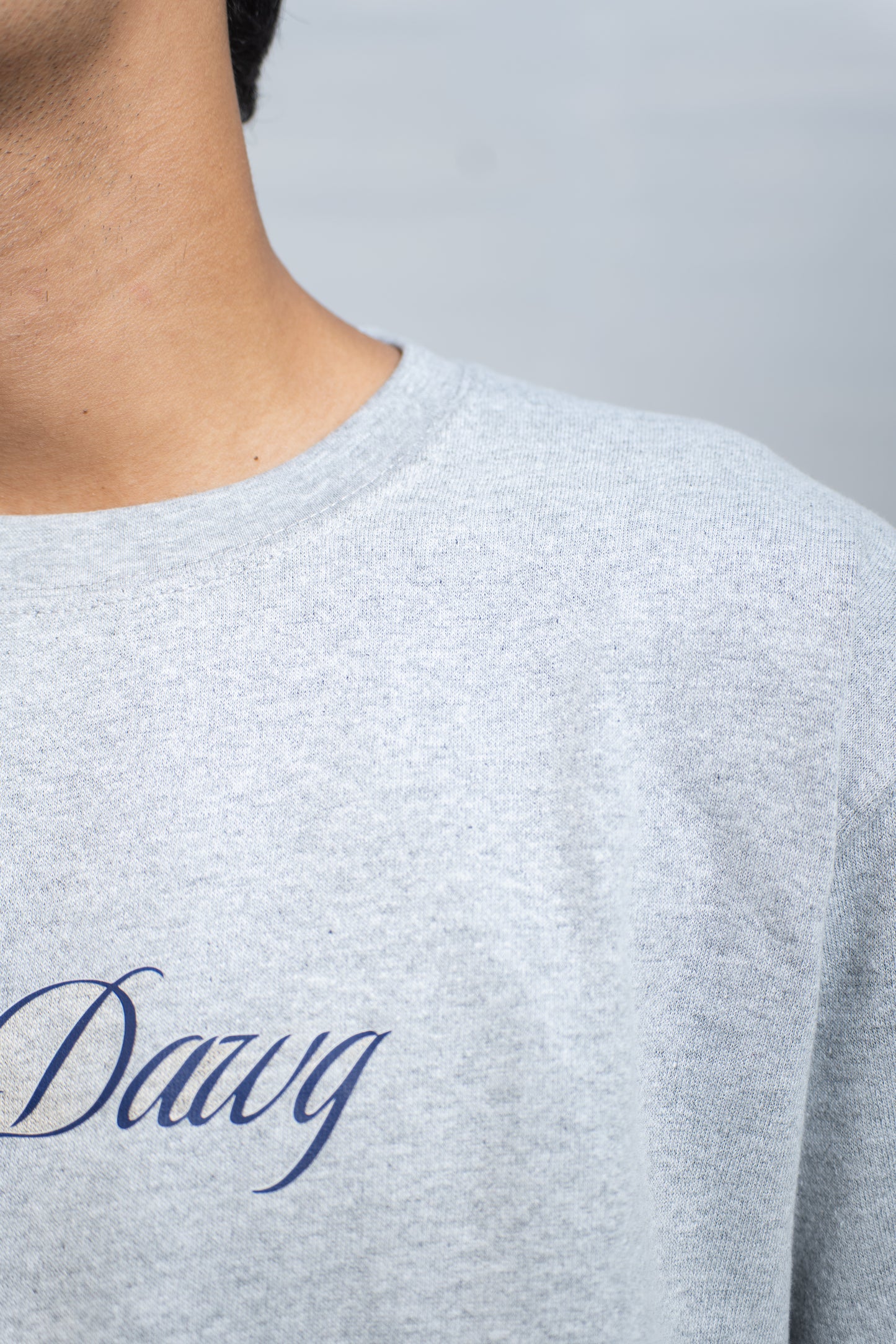 SIGNATURE SWEATSHIRT