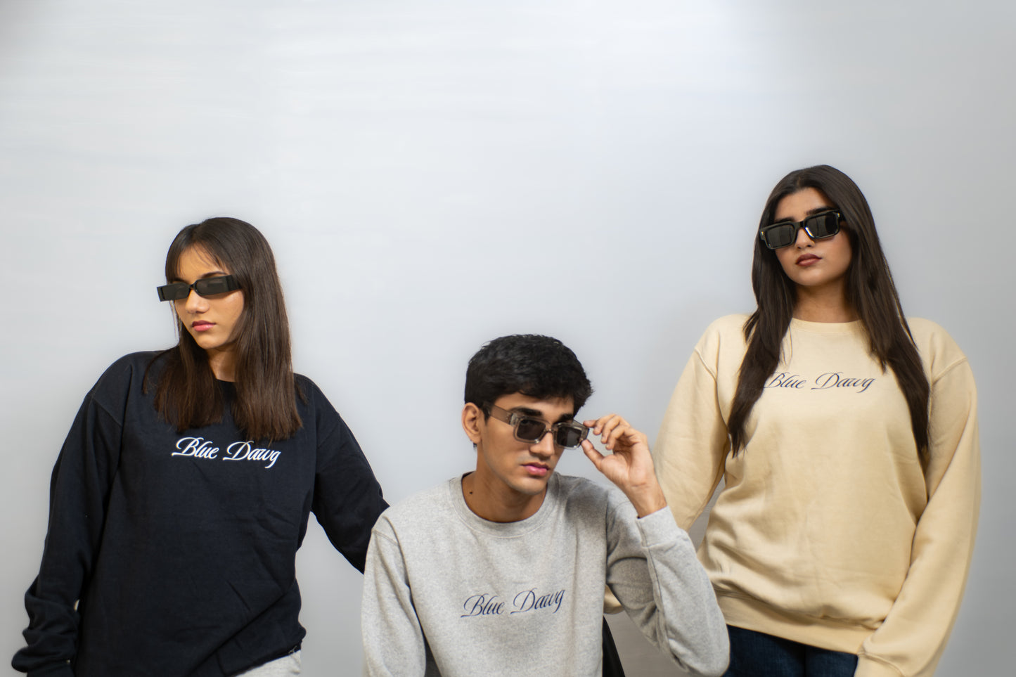 SIGNATURE SWEATSHIRT