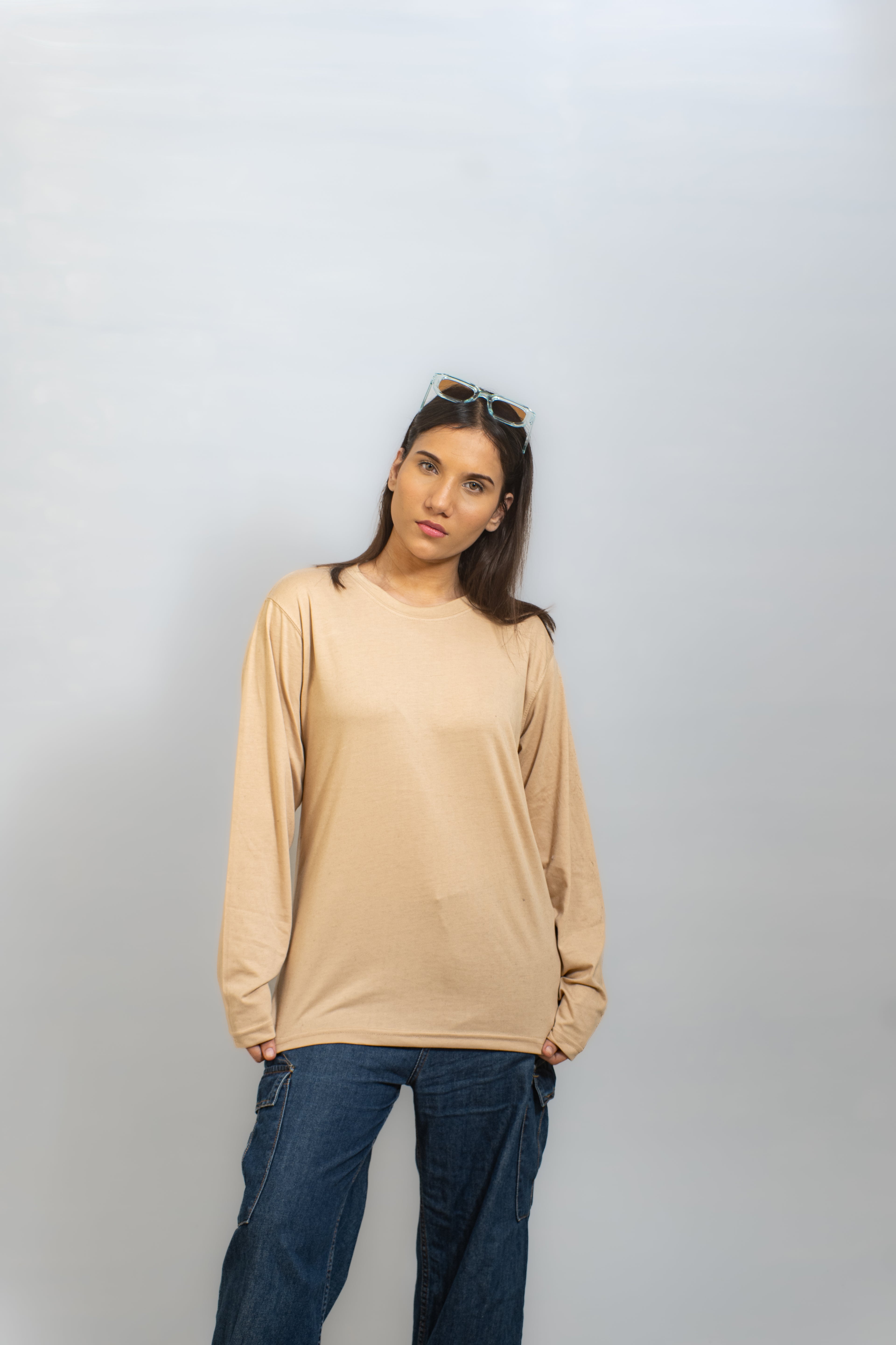 BASIC FULL SLEEVES T-SHIRT