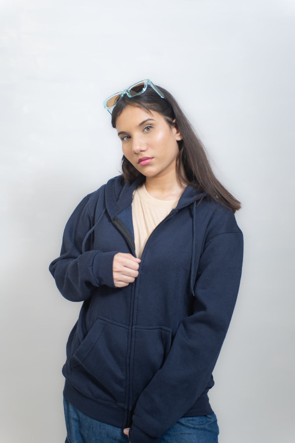 BASIC ZIPPER HOODIE
