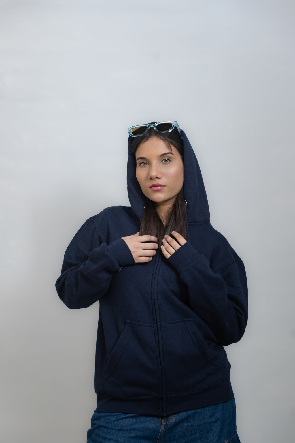 BASIC ZIPPER HOODIE