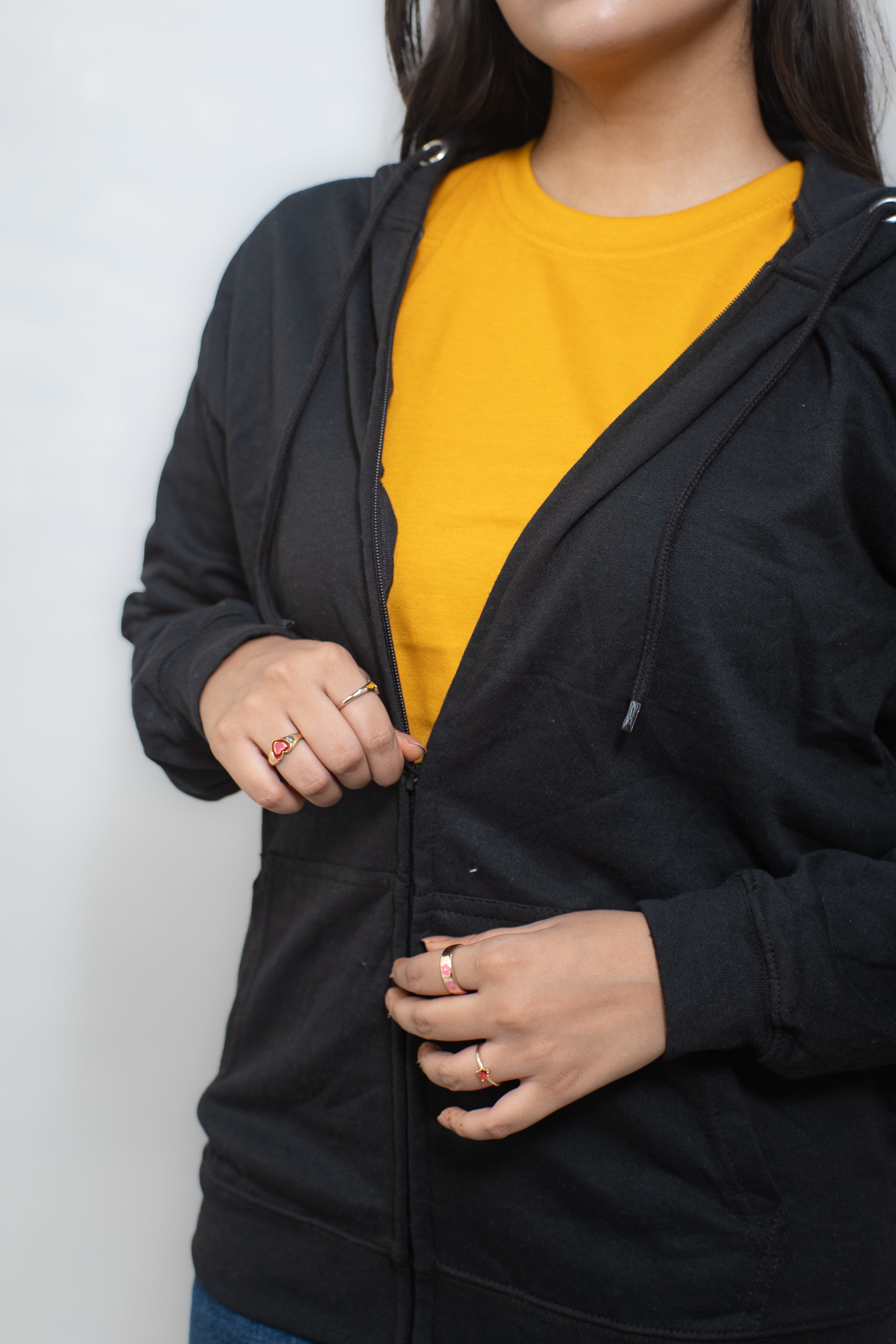 BASIC ZIPPER HOODIE