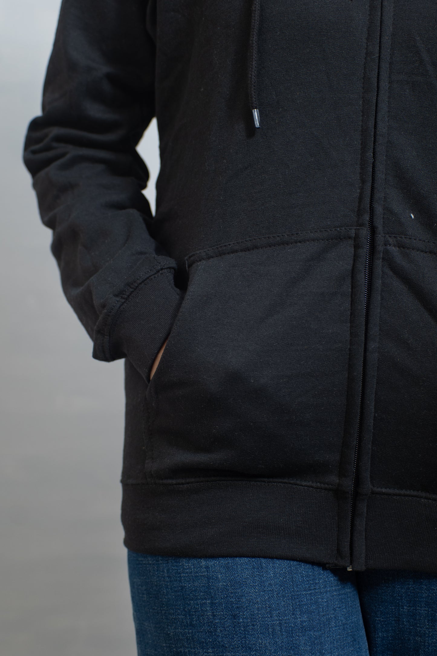 BASIC ZIPPER HOODIE