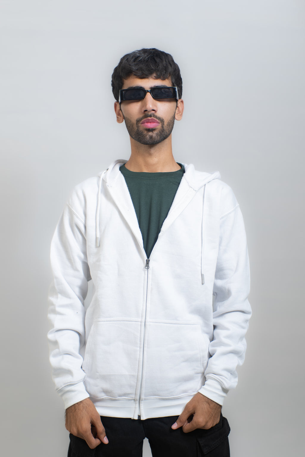 BASIC ZIPPER HOODIE