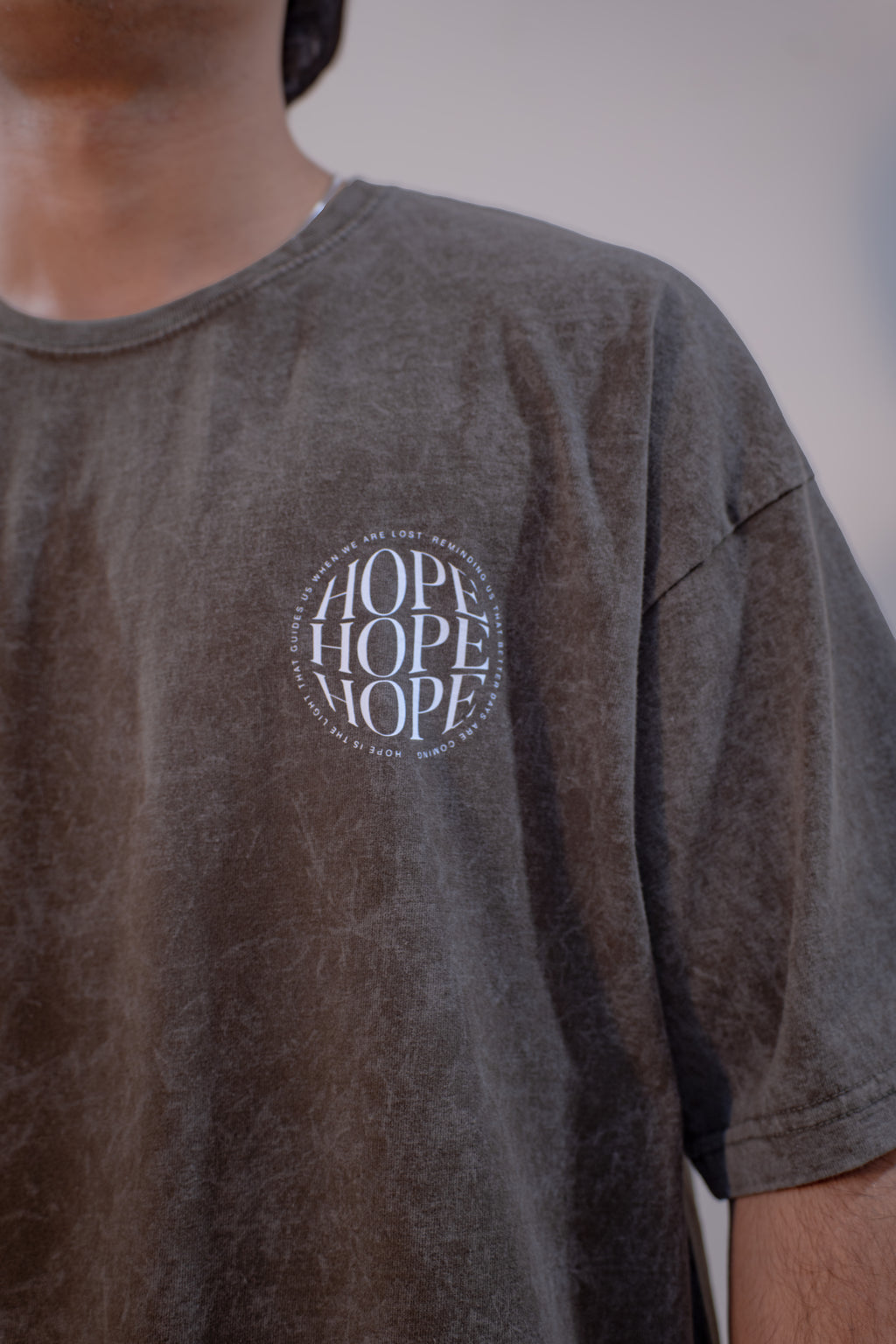 GRAPHIC WASHED OVERSIZED T-SHIRT- HOPE
