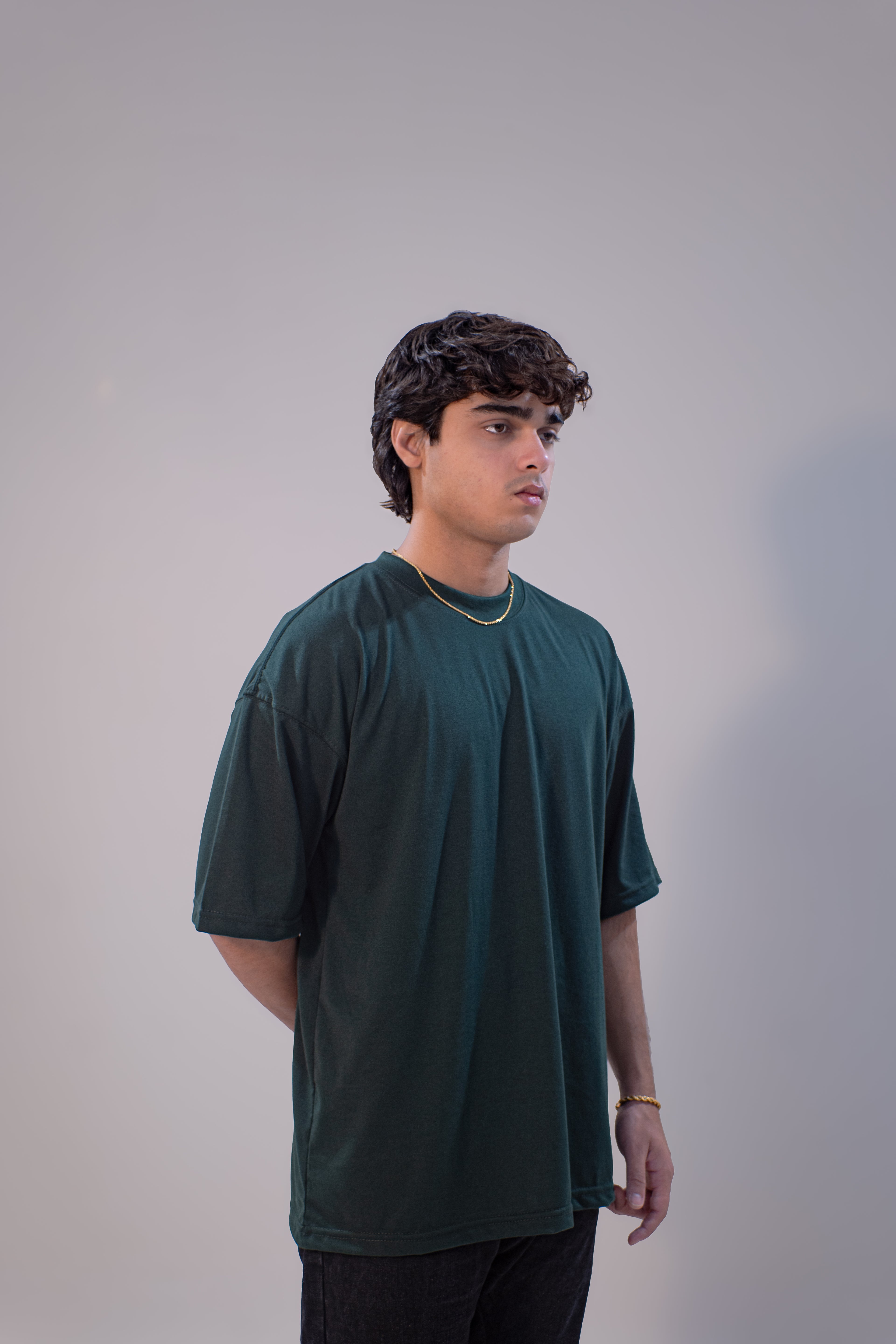 BASIC OVERSIZED T-SHIRT