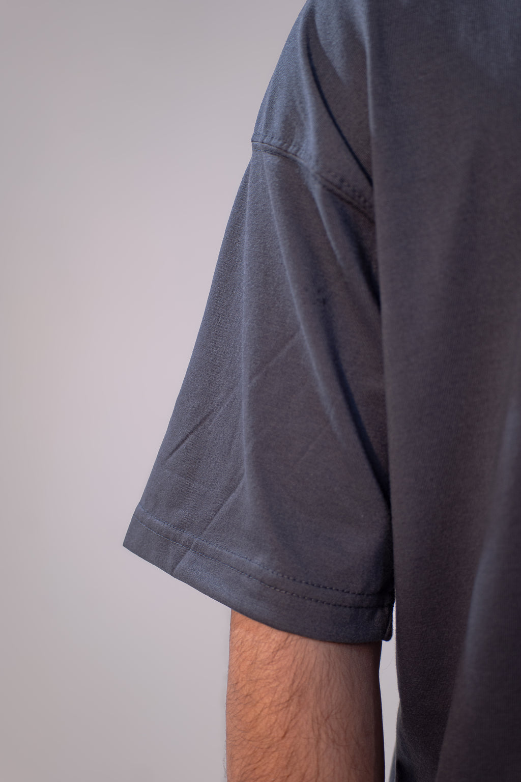 BASIC OVERSIZED T-SHIRT