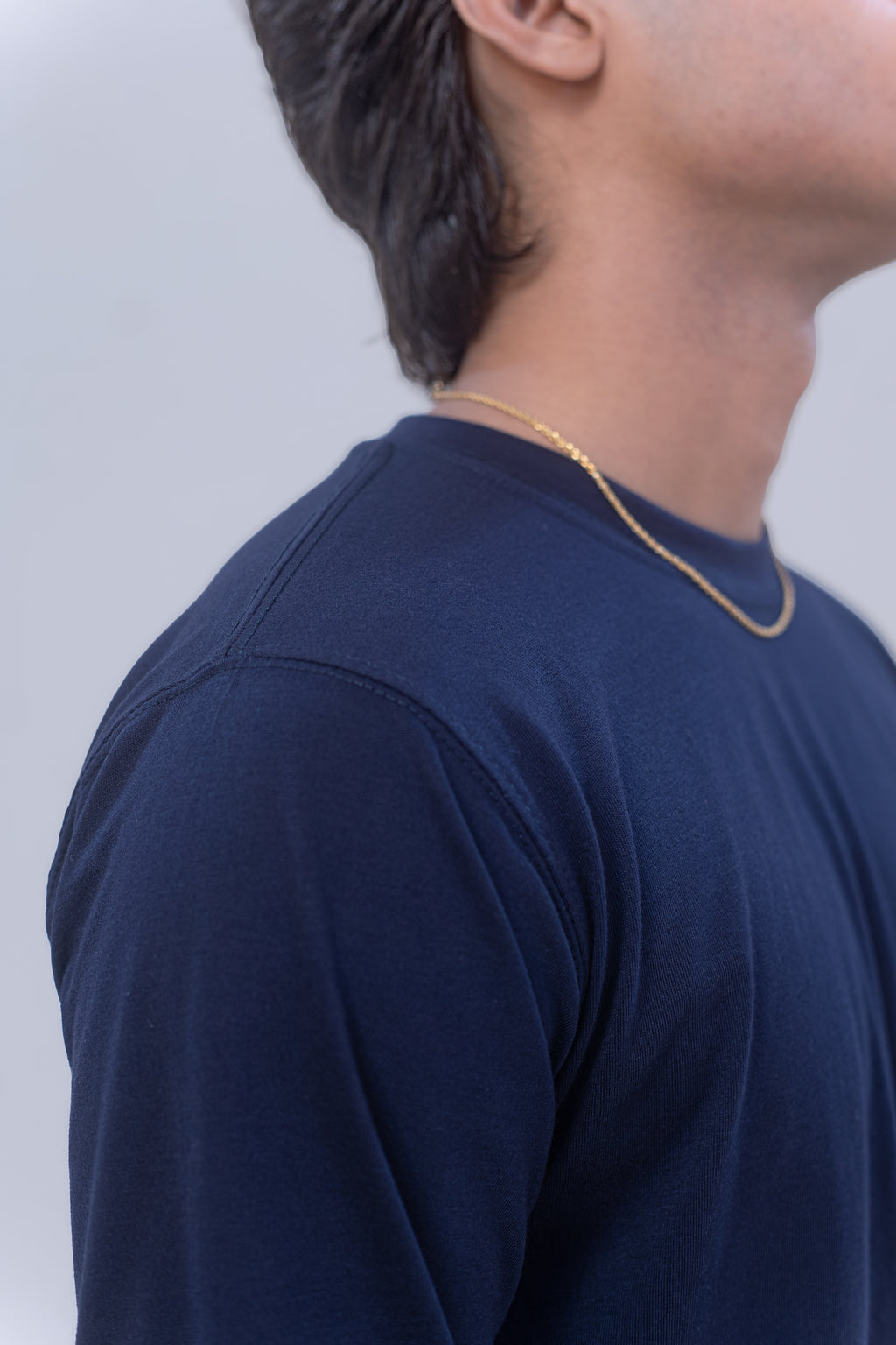 BASIC FULL SLEEVES T-SHIRT