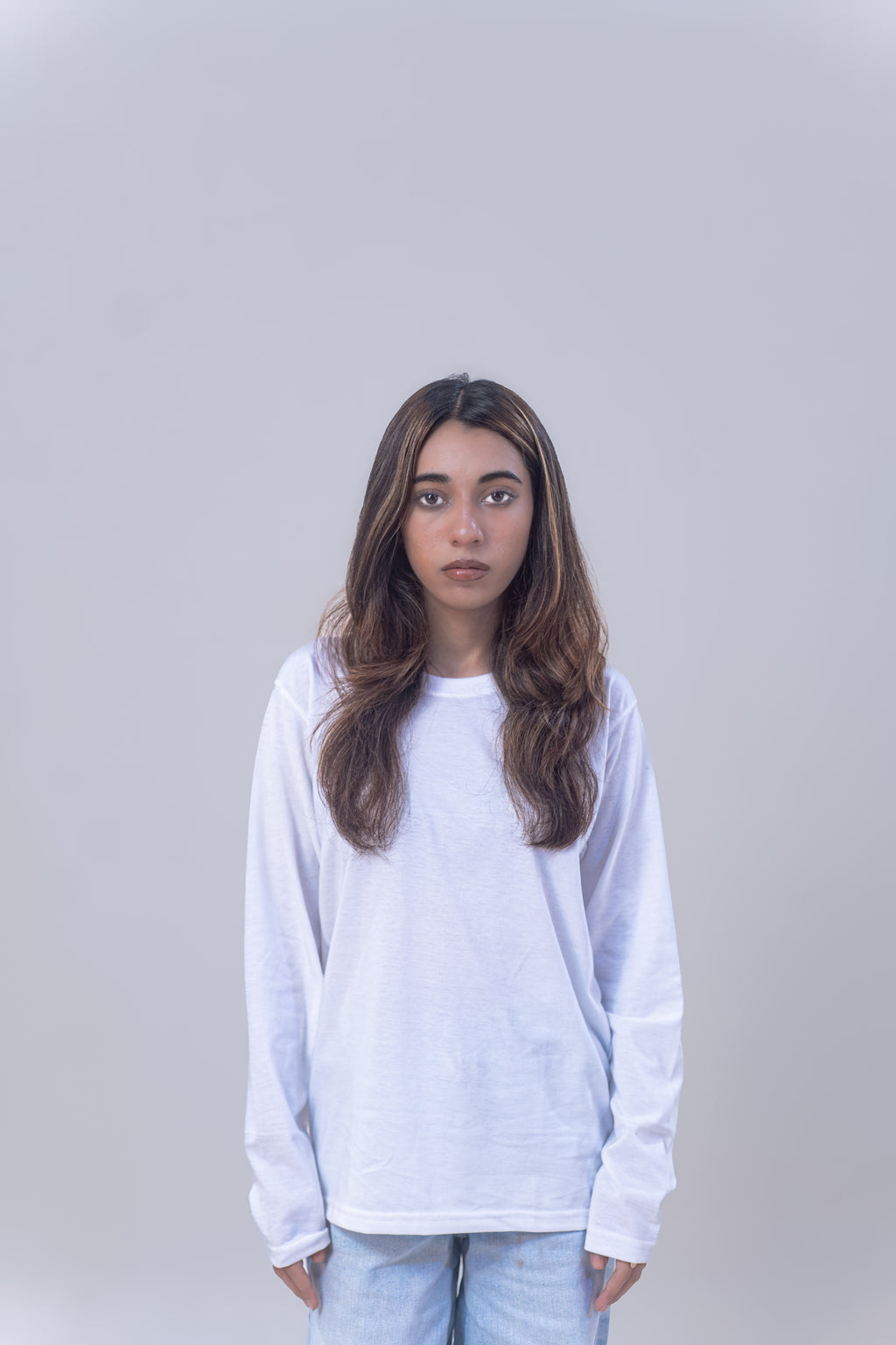 BASIC FULL SLEEVES T-SHIRT