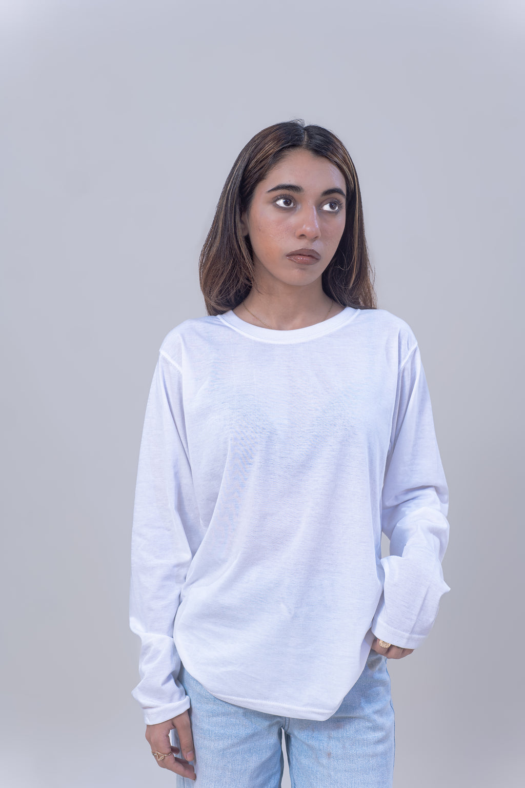 BASIC FULL SLEEVES T-SHIRT