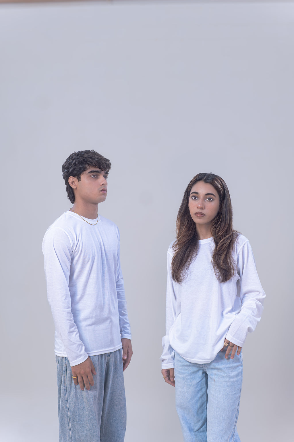 BASIC FULL SLEEVES T-SHIRT
