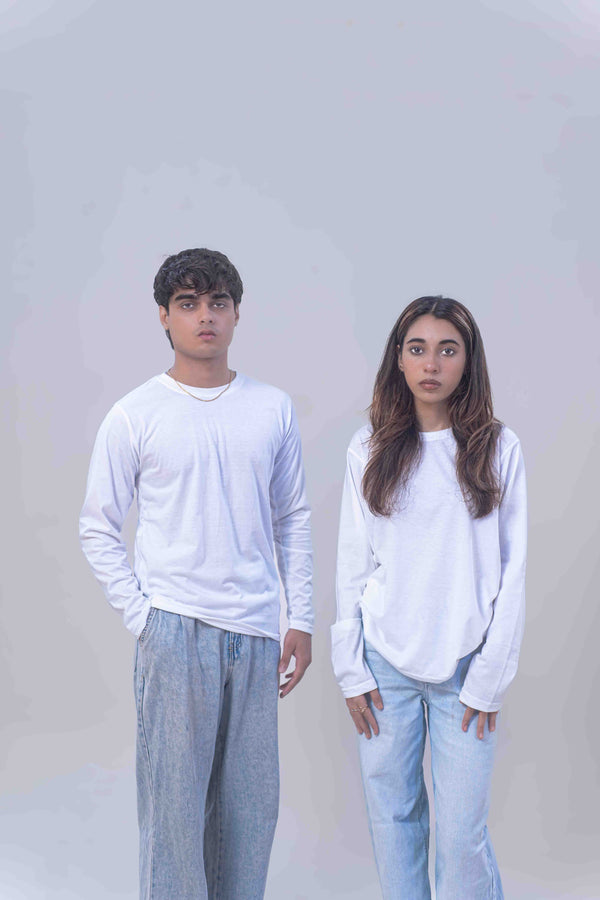 BASIC FULL SLEEVES T-SHIRT