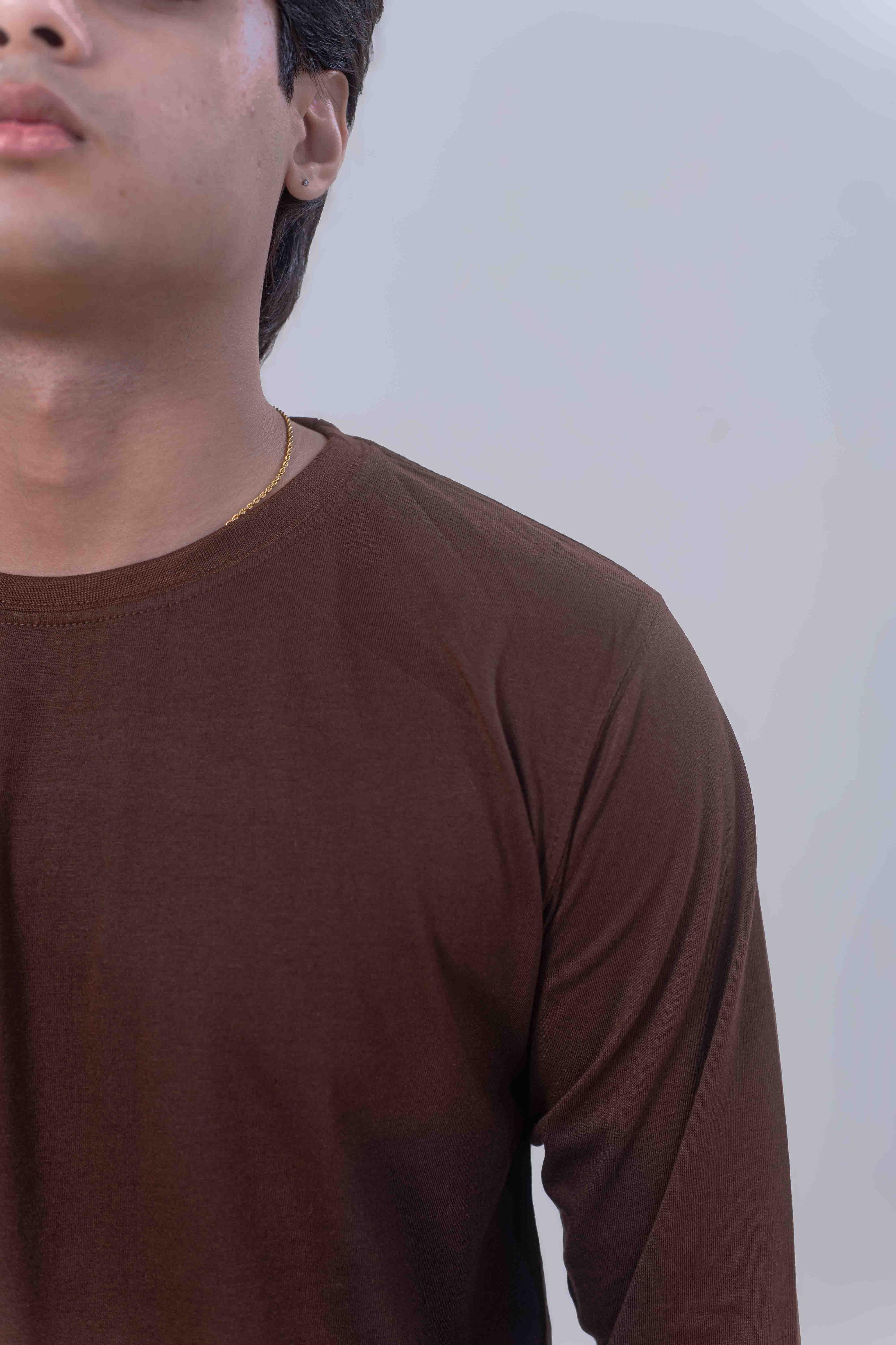 BASIC FULL SLEEVES T-SHIRT