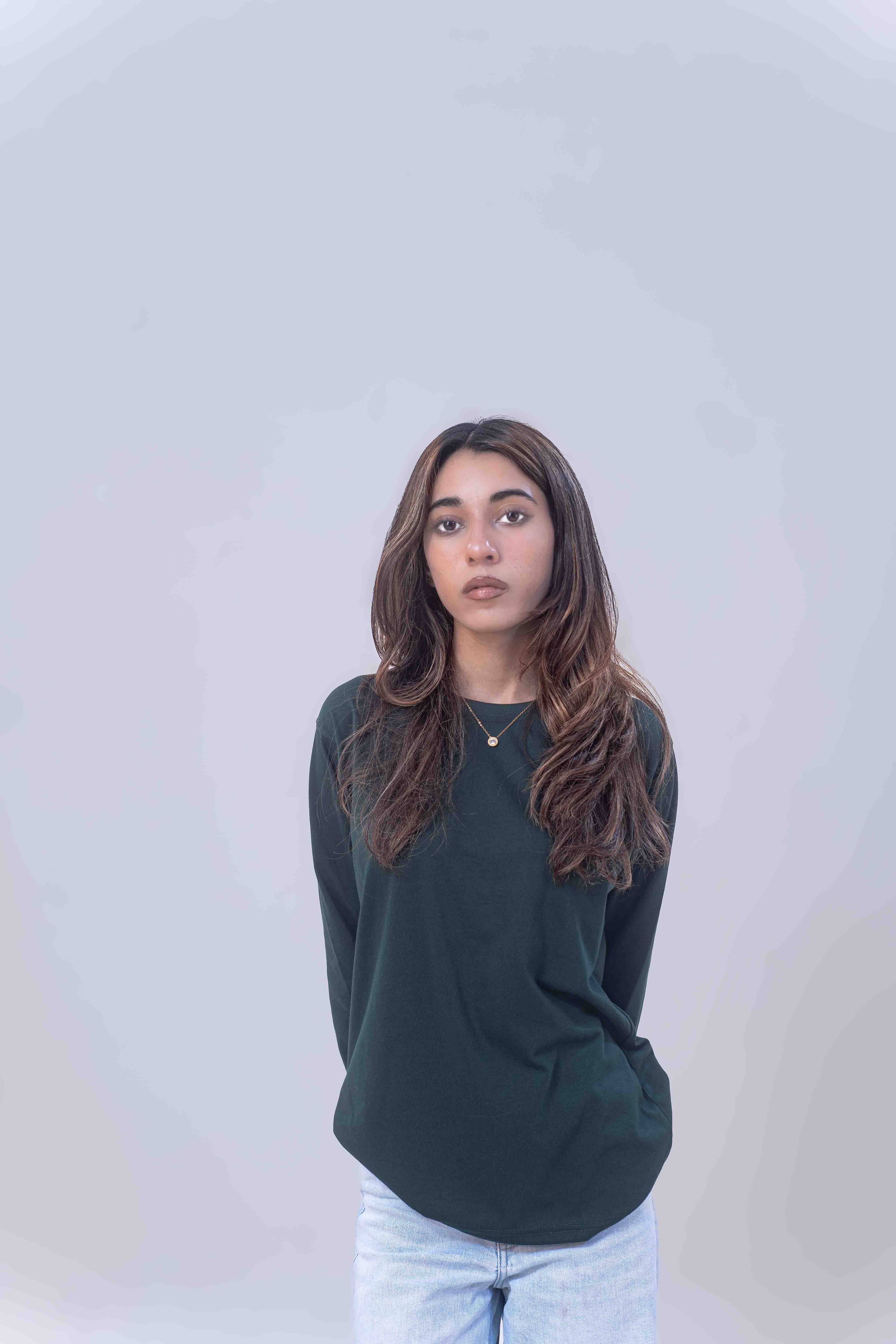 BASIC FULL SLEEVES T-SHIRT