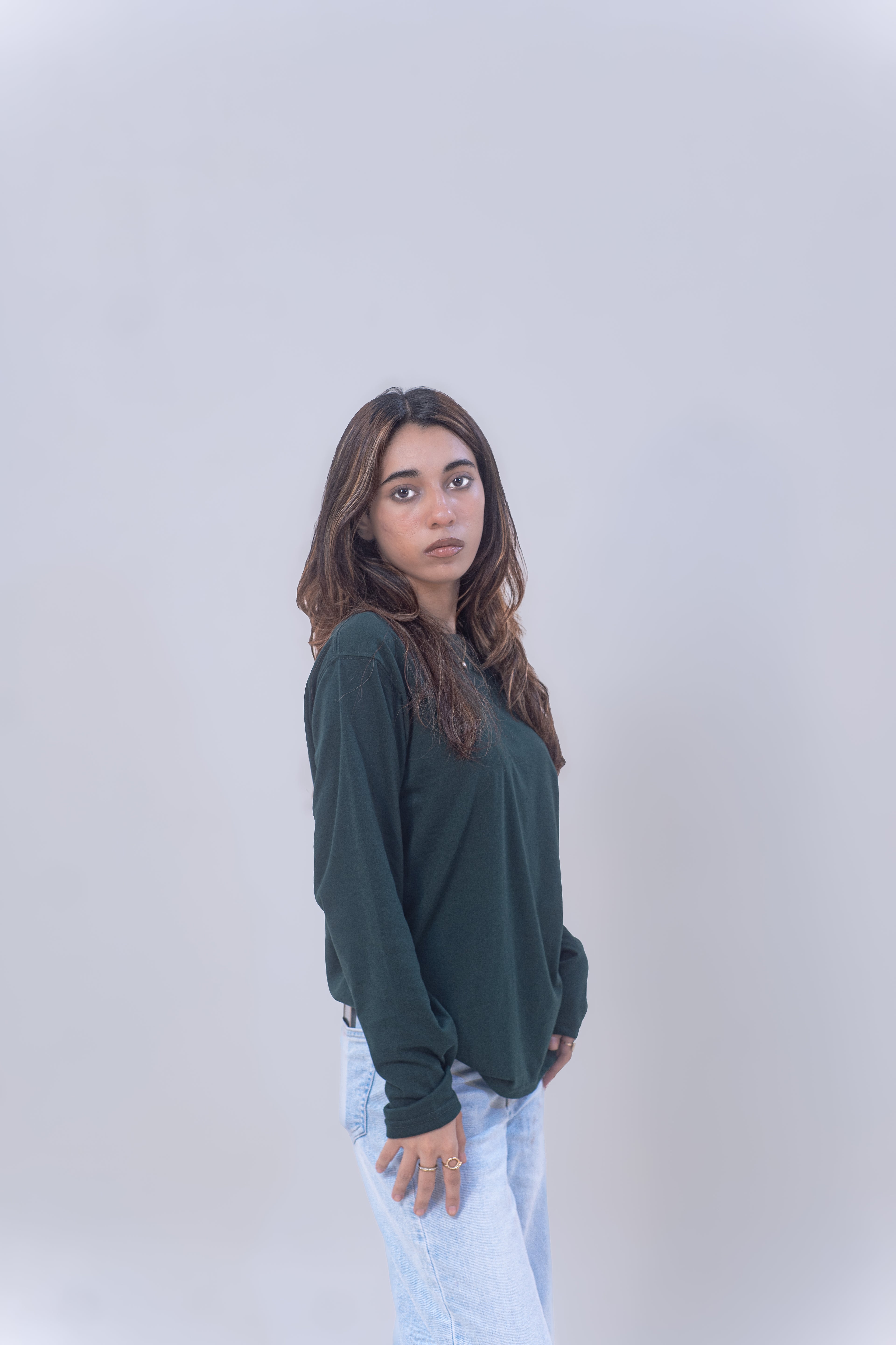 BASIC FULL SLEEVES T-SHIRT
