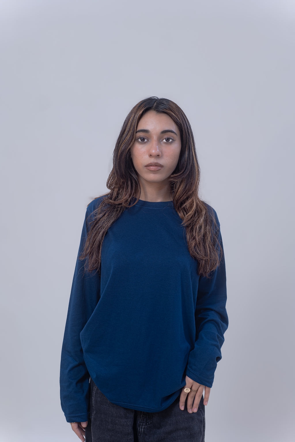 BASIC FULL SLEEVES T-SHIRT