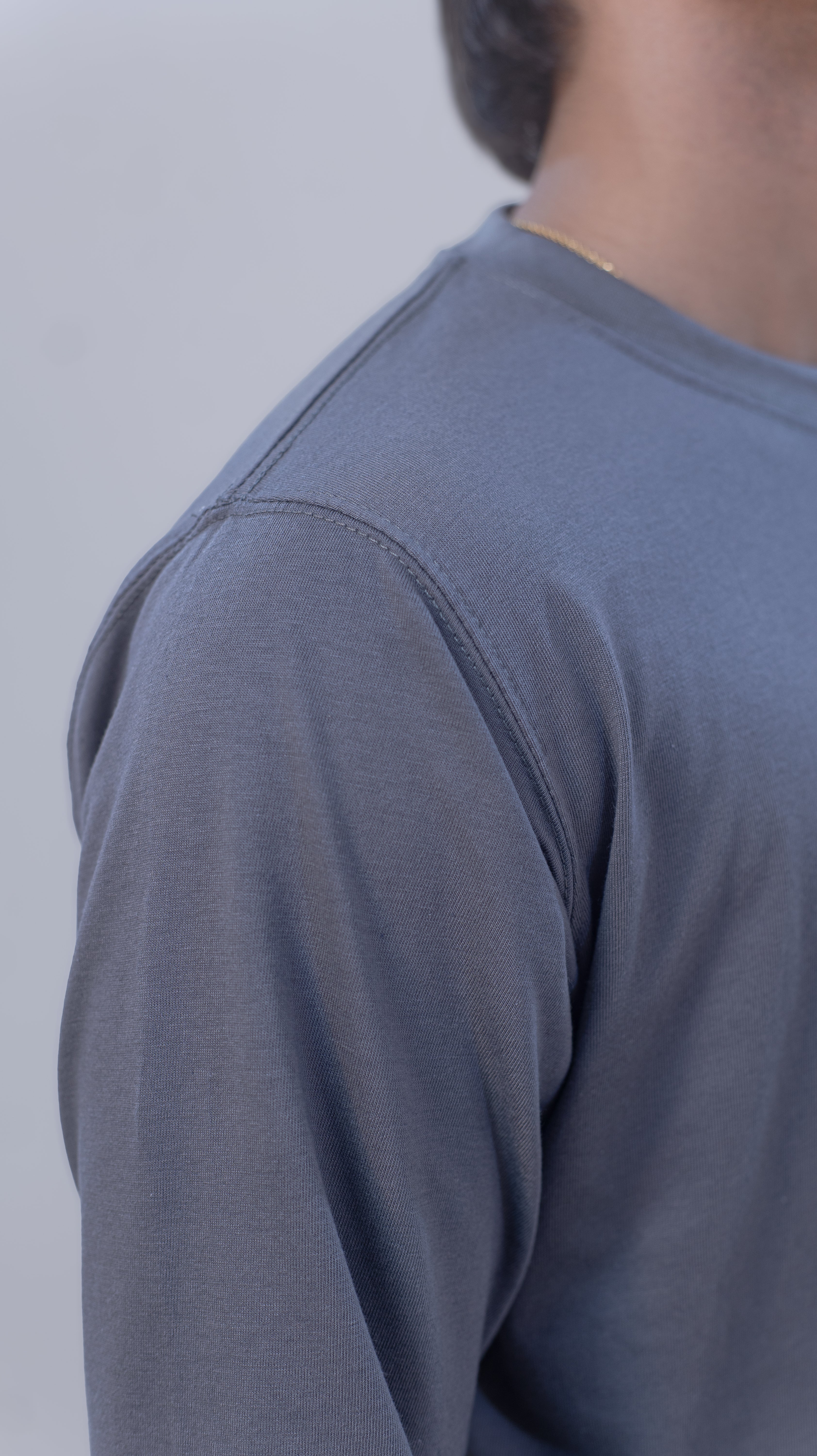 BASIC FULL SLEEVES T-SHIRT