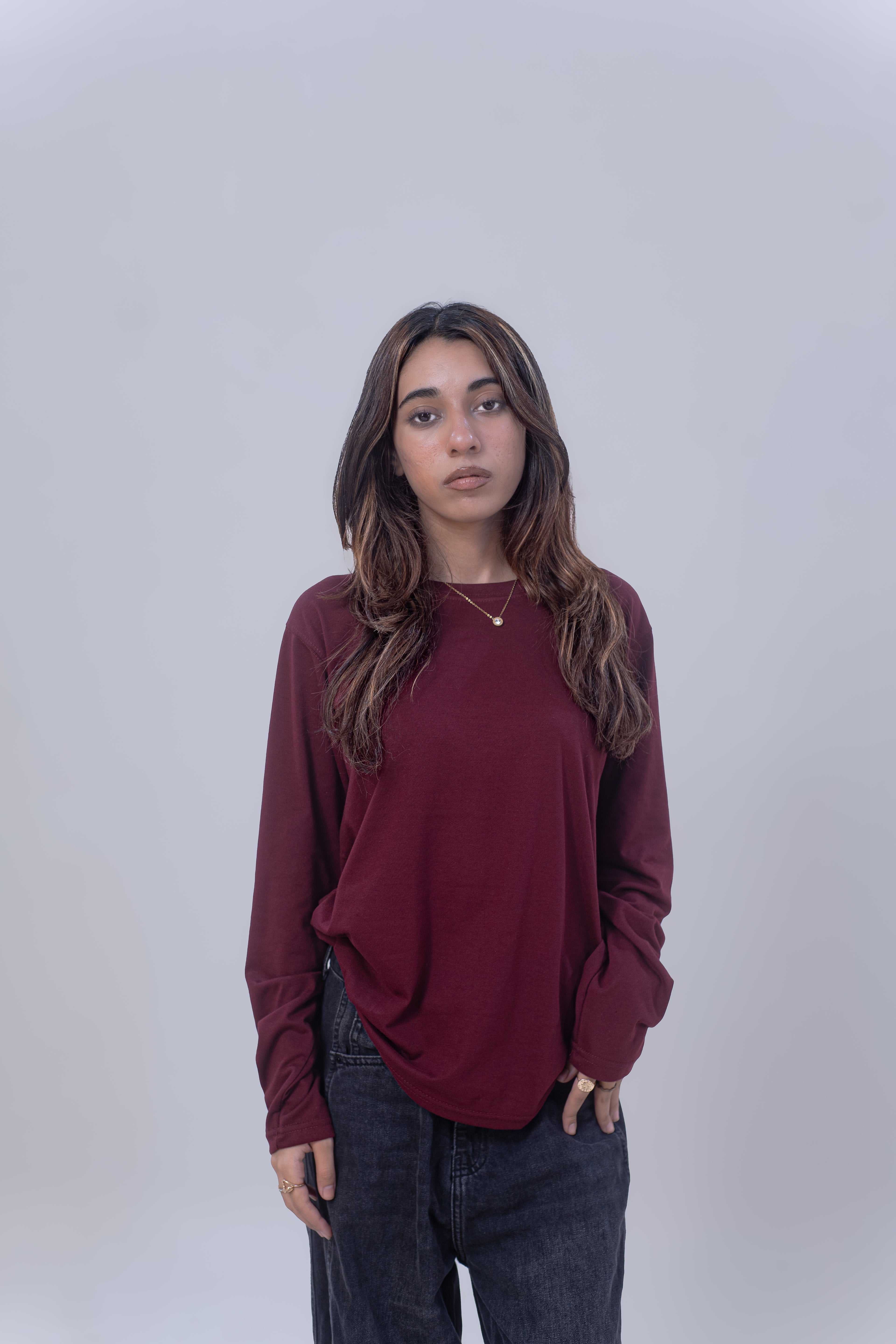 BASIC FULL SLEEVES T-SHIRT